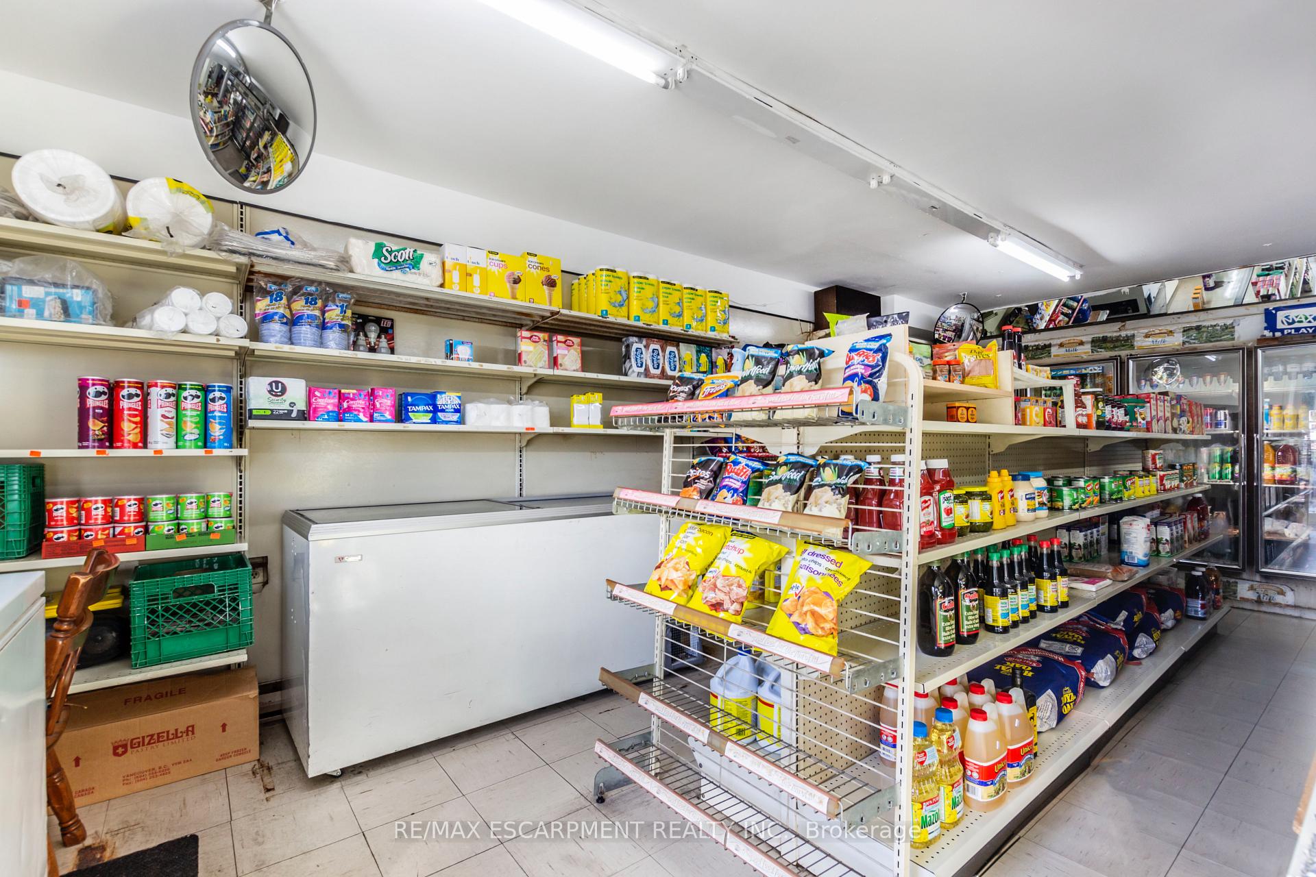Photo 12 of 1295 Cannon Street E, Hamilton, Crown Point — HOMEH