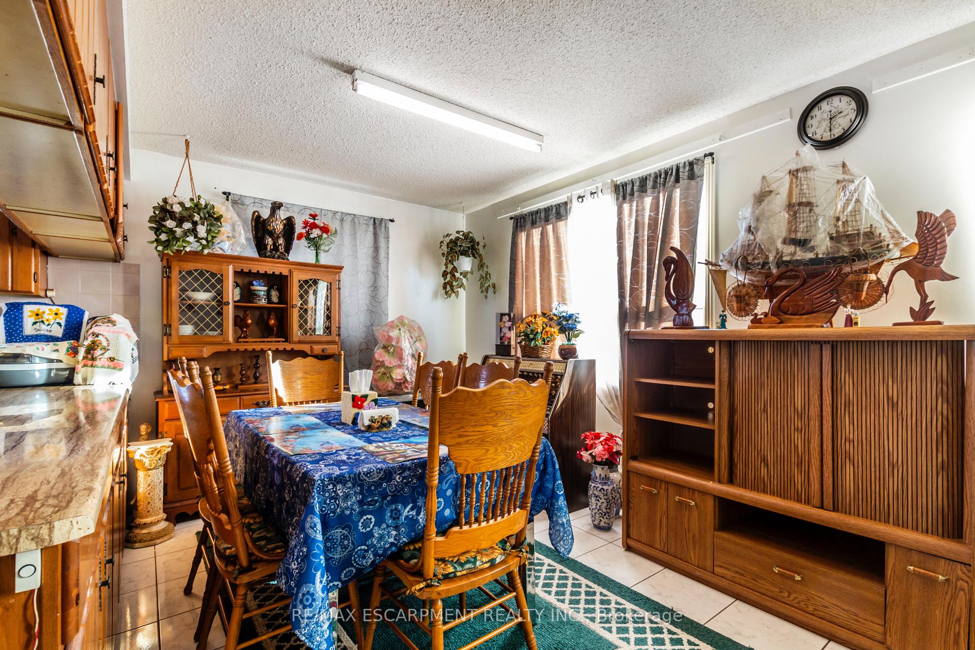 Photo 61 of 1295 Cannon Street E, Hamilton, Crown Point — HOMEH