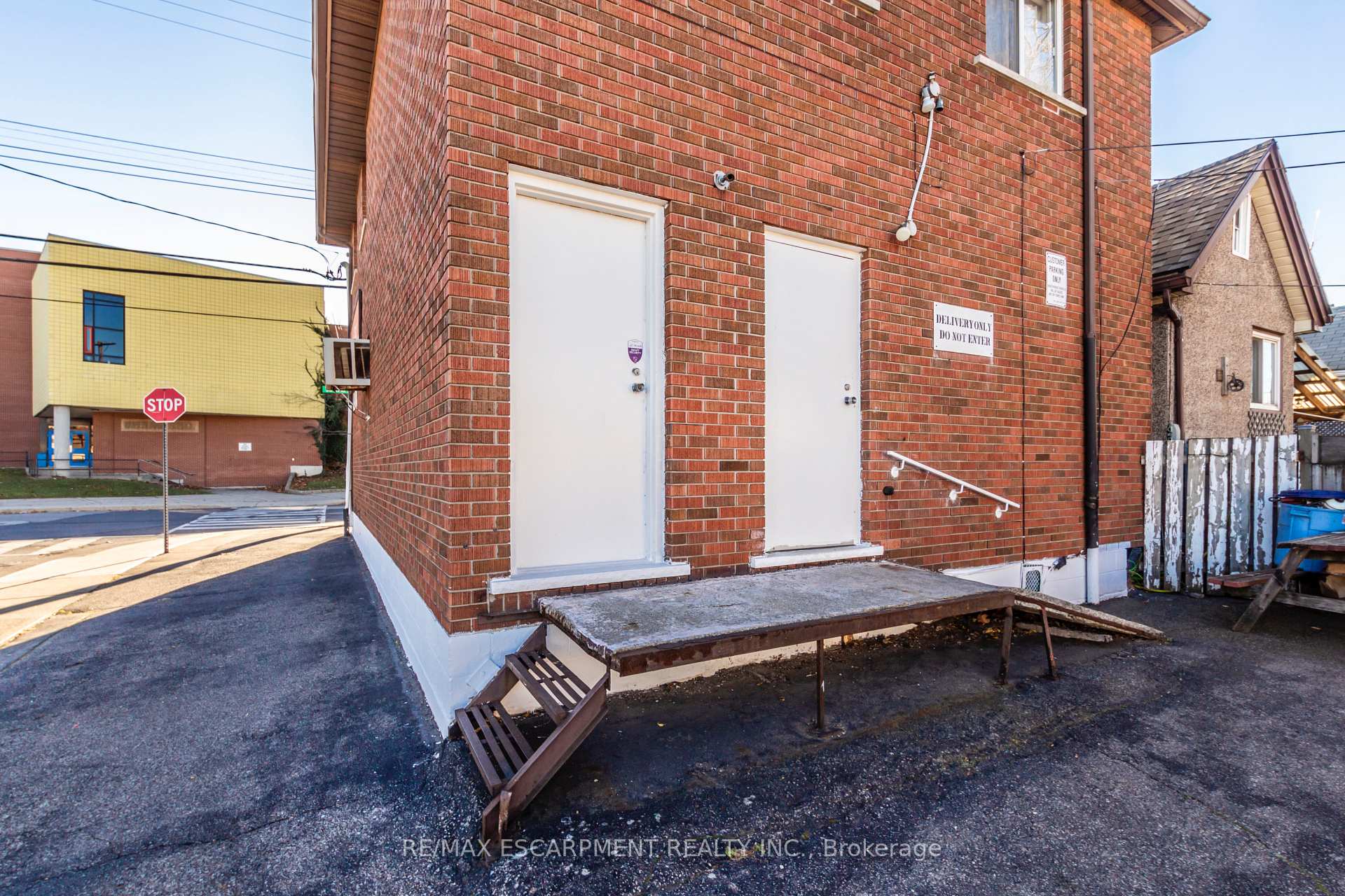 Photo 55 of 1295 Cannon Street E, Hamilton, Crown Point — HOMEH