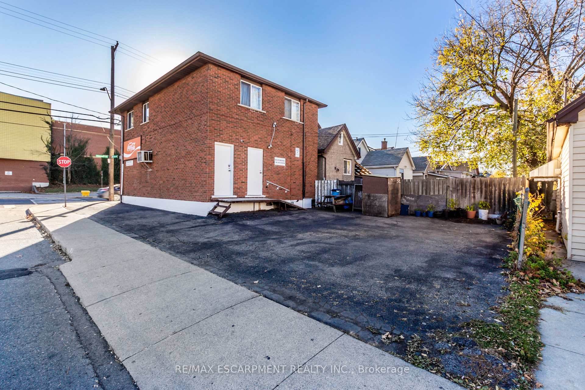 Photo 57 of 1295 Cannon Street E, Hamilton, Crown Point — HOMEH