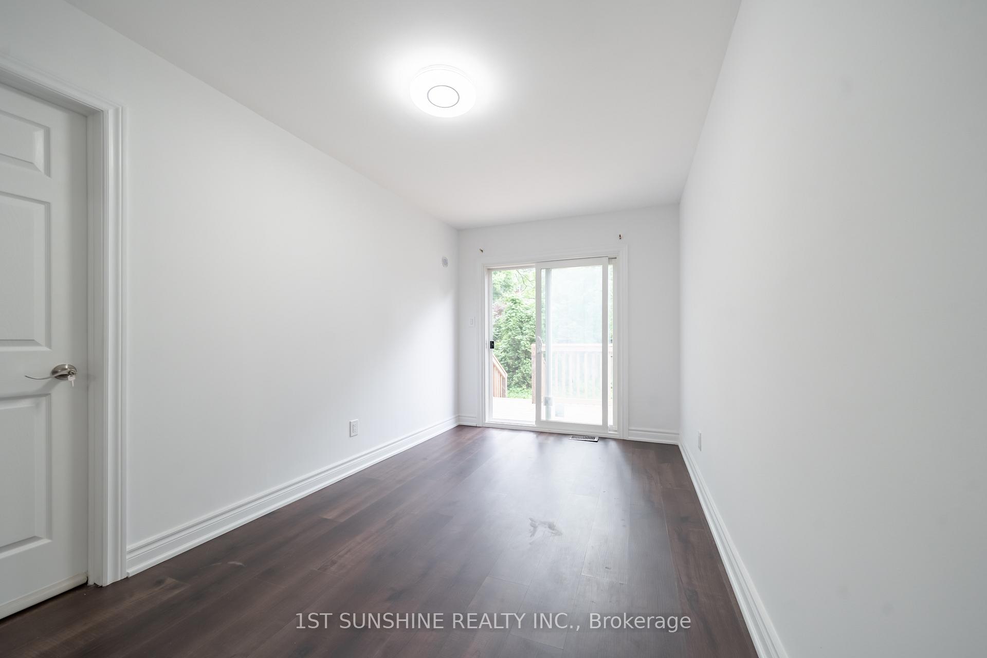 Photo 13 of 1111 King Street W, Hamilton, Westdale — HOMEH