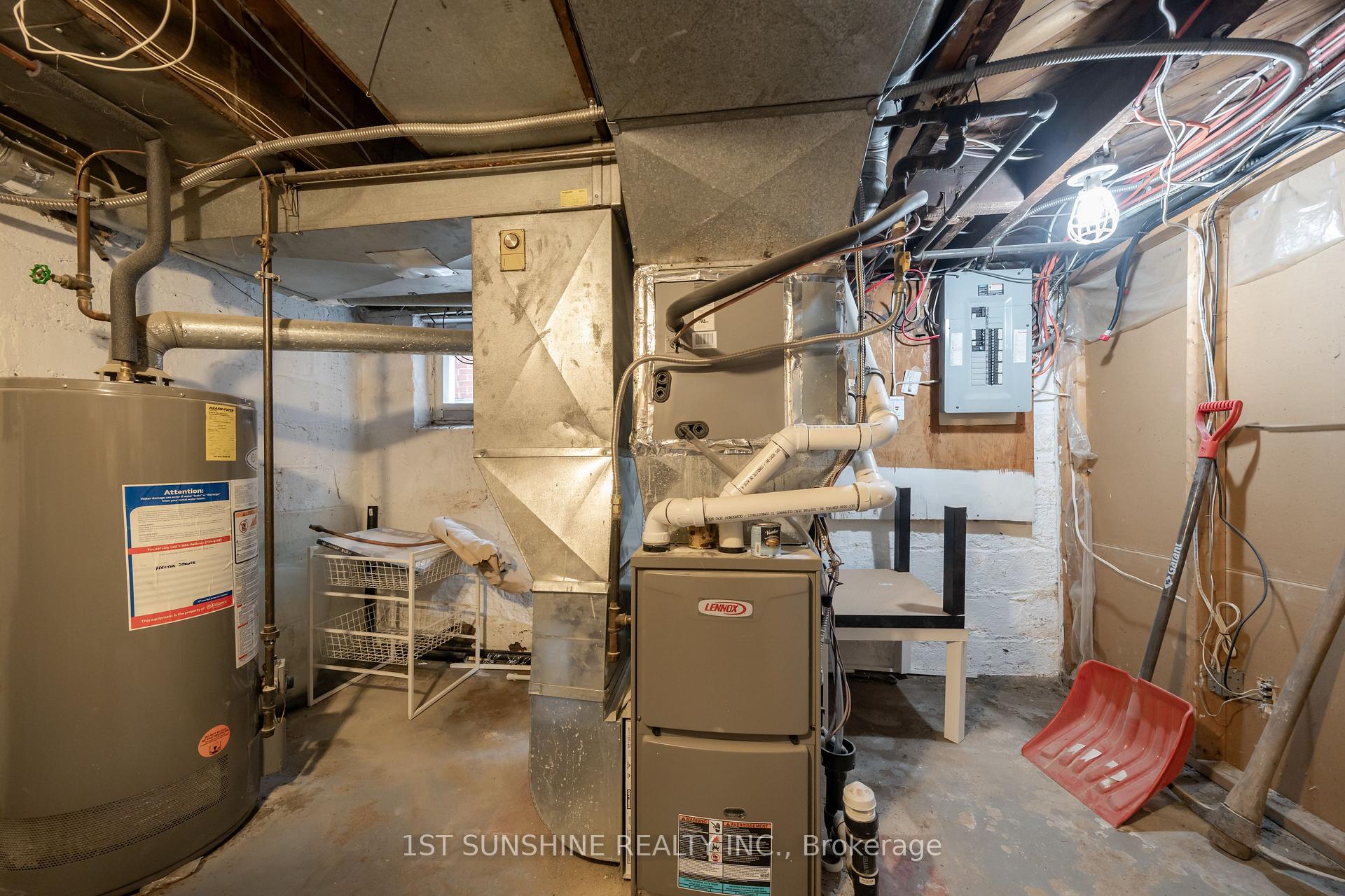 Photo 15 of 1111 King Street W, Hamilton, Westdale — HOMEH