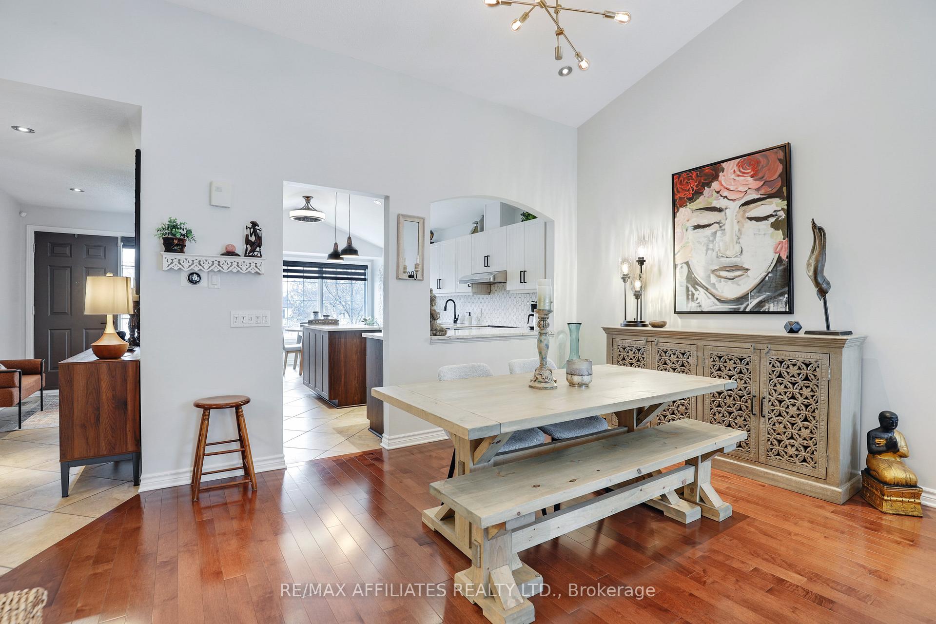 Photo 19 of 1228 Foxborough Private, Ottawa, Beaconwood — HOMEH