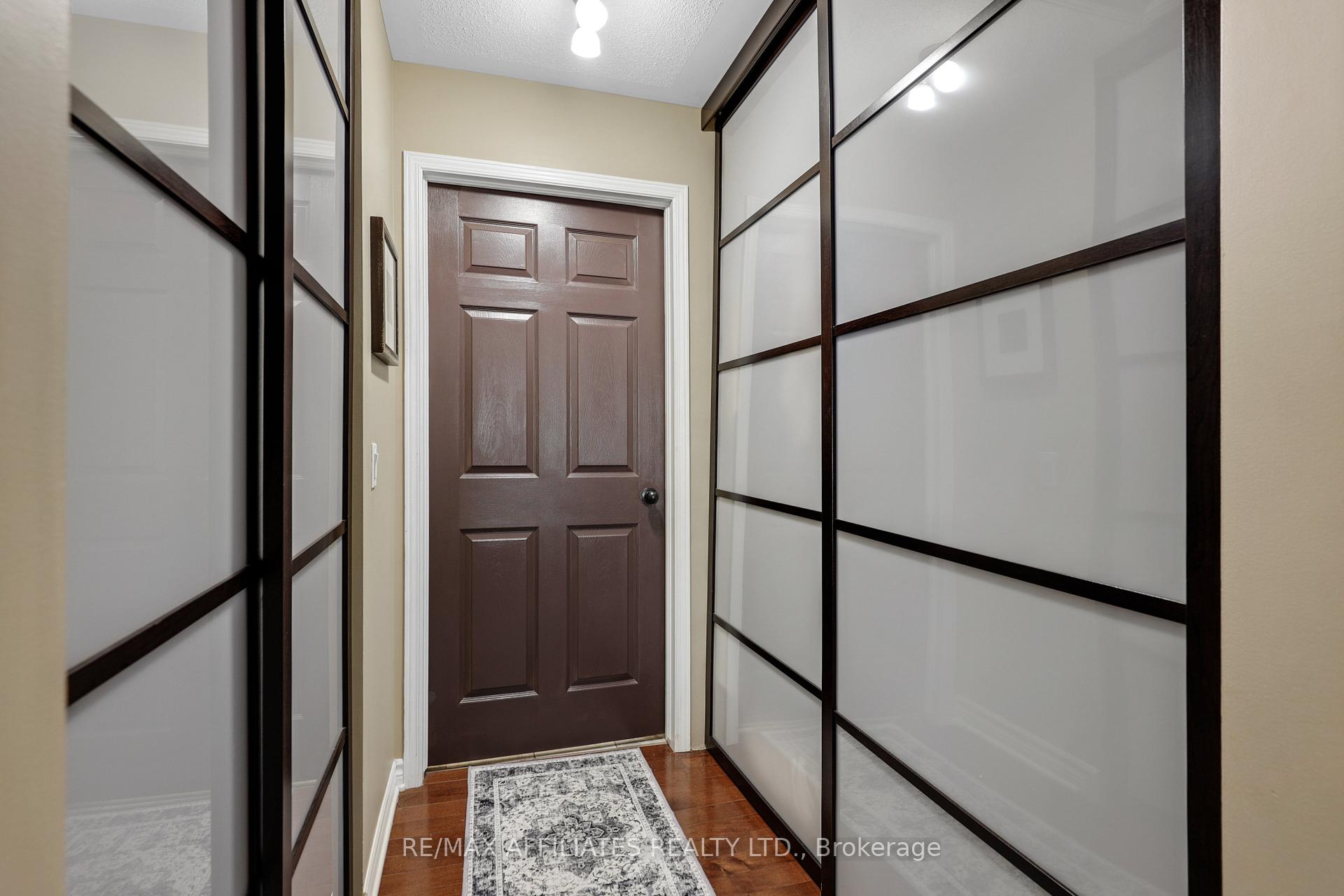 Photo 31 of 1228 Foxborough Private, Ottawa, Beaconwood — HOMEH