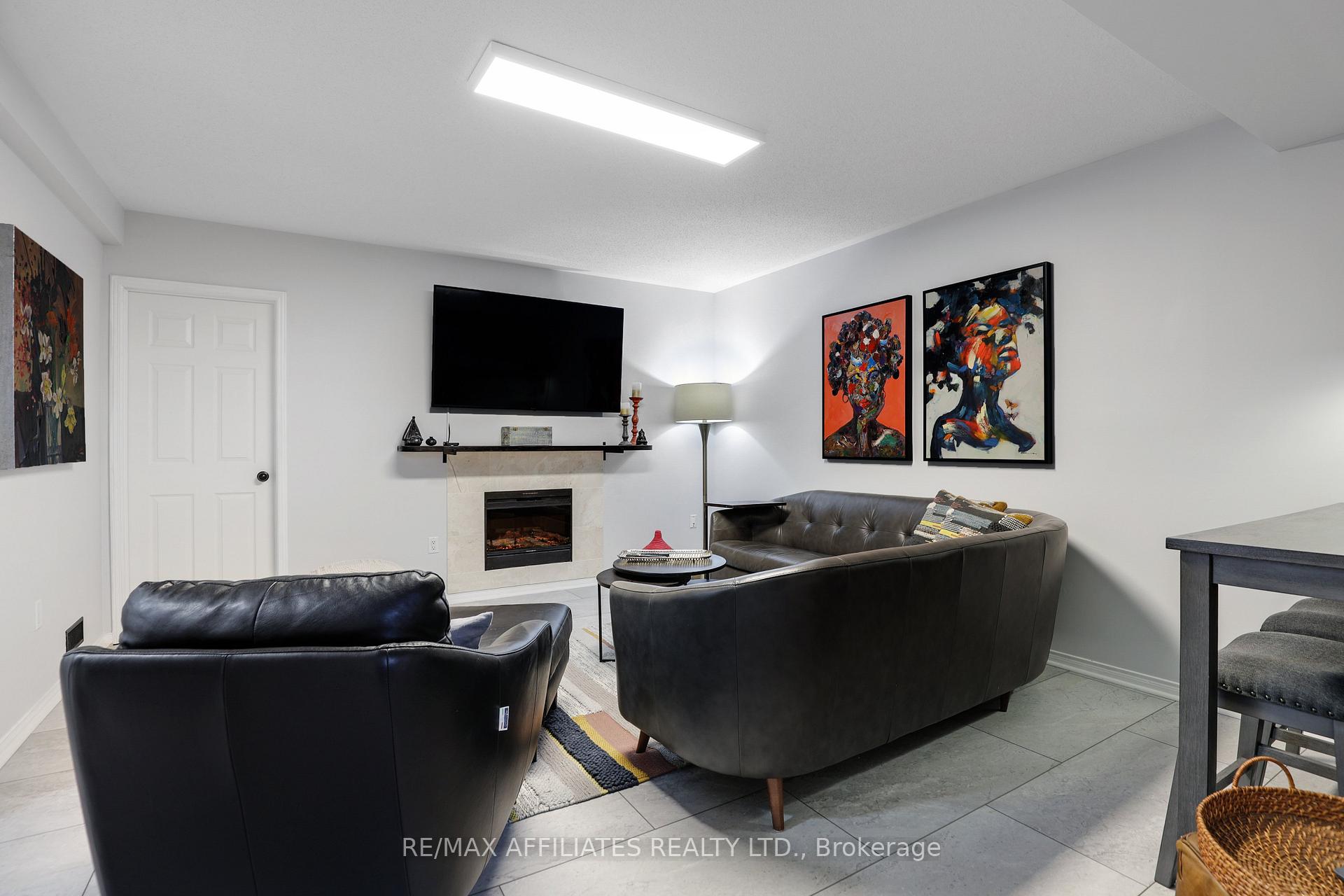 Photo 36 of 1228 Foxborough Private, Ottawa, Beaconwood — HOMEH