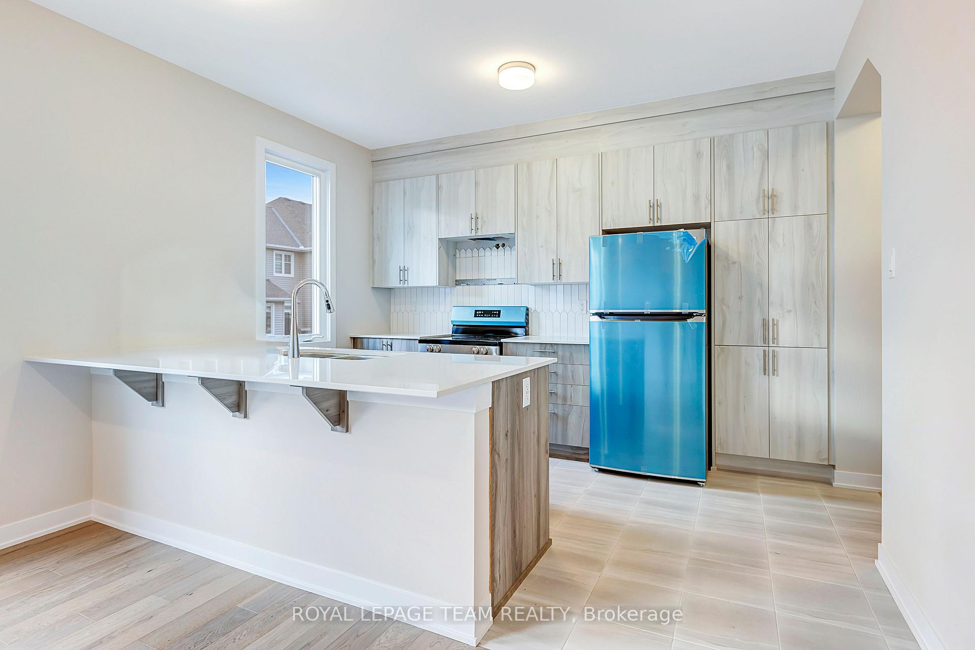 Photo 11 of 614 Expansion Road, Ottawa, Barrhaven - Half Moon Bay — HOMEH