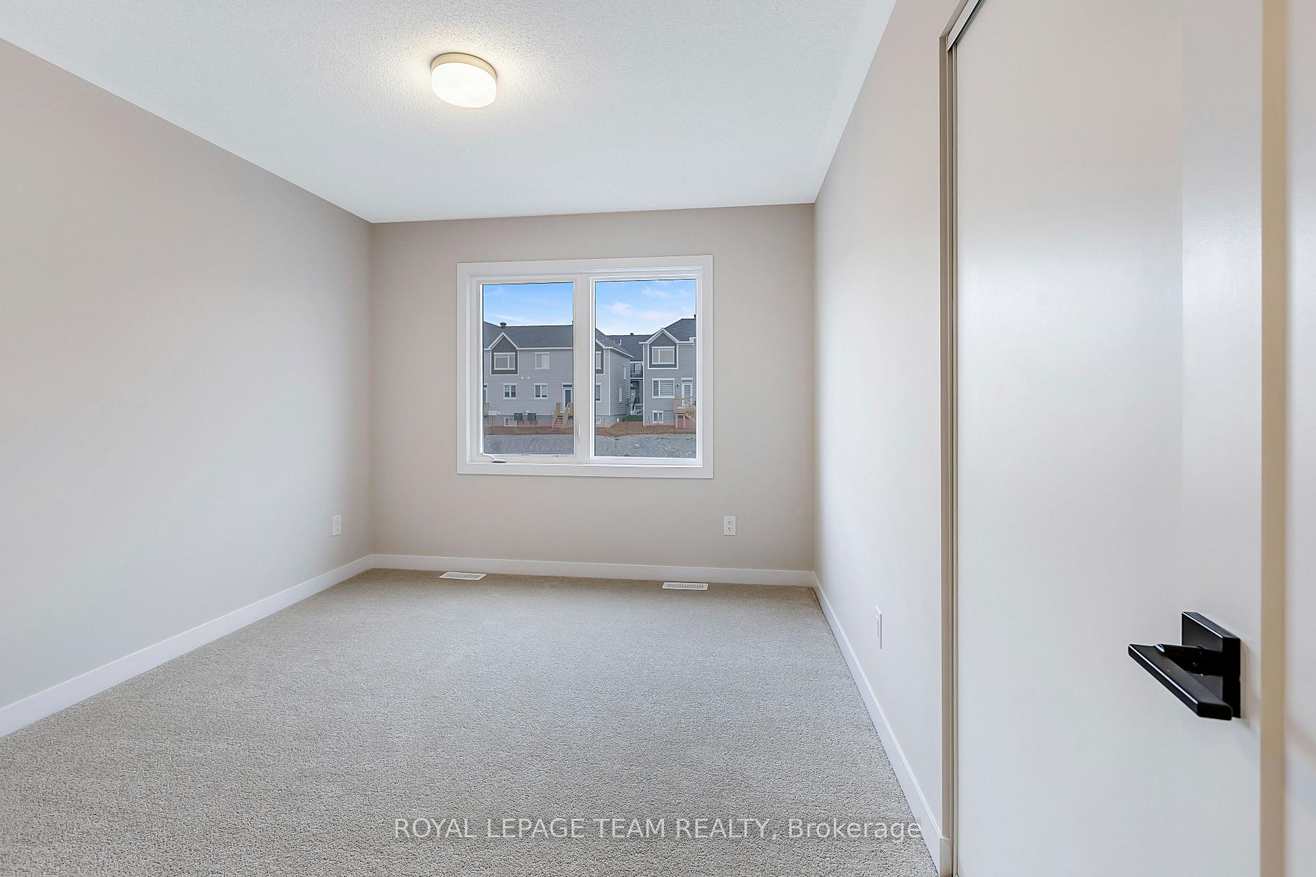 Photo 17 of 614 Expansion Road, Ottawa, Barrhaven - Half Moon Bay — HOMEH