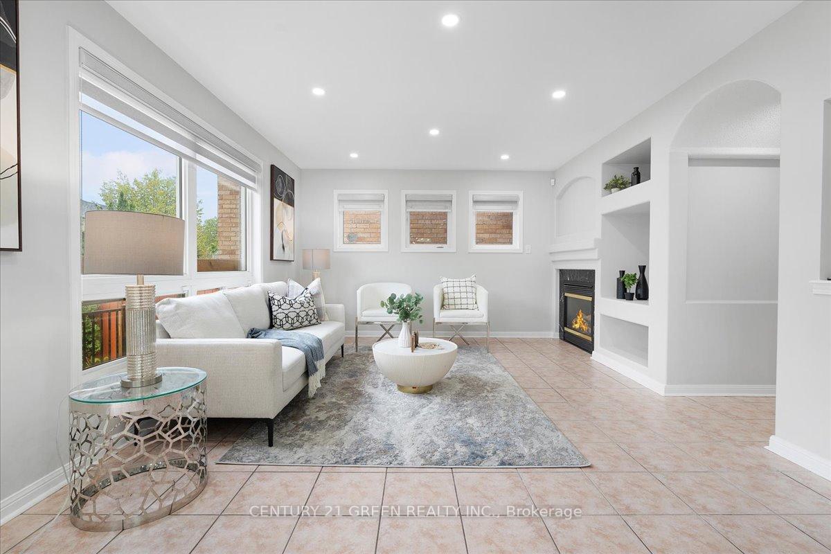 Photo 7 of 5 Teston Street, Brampton, Fletcher's Meadow — HOMEH