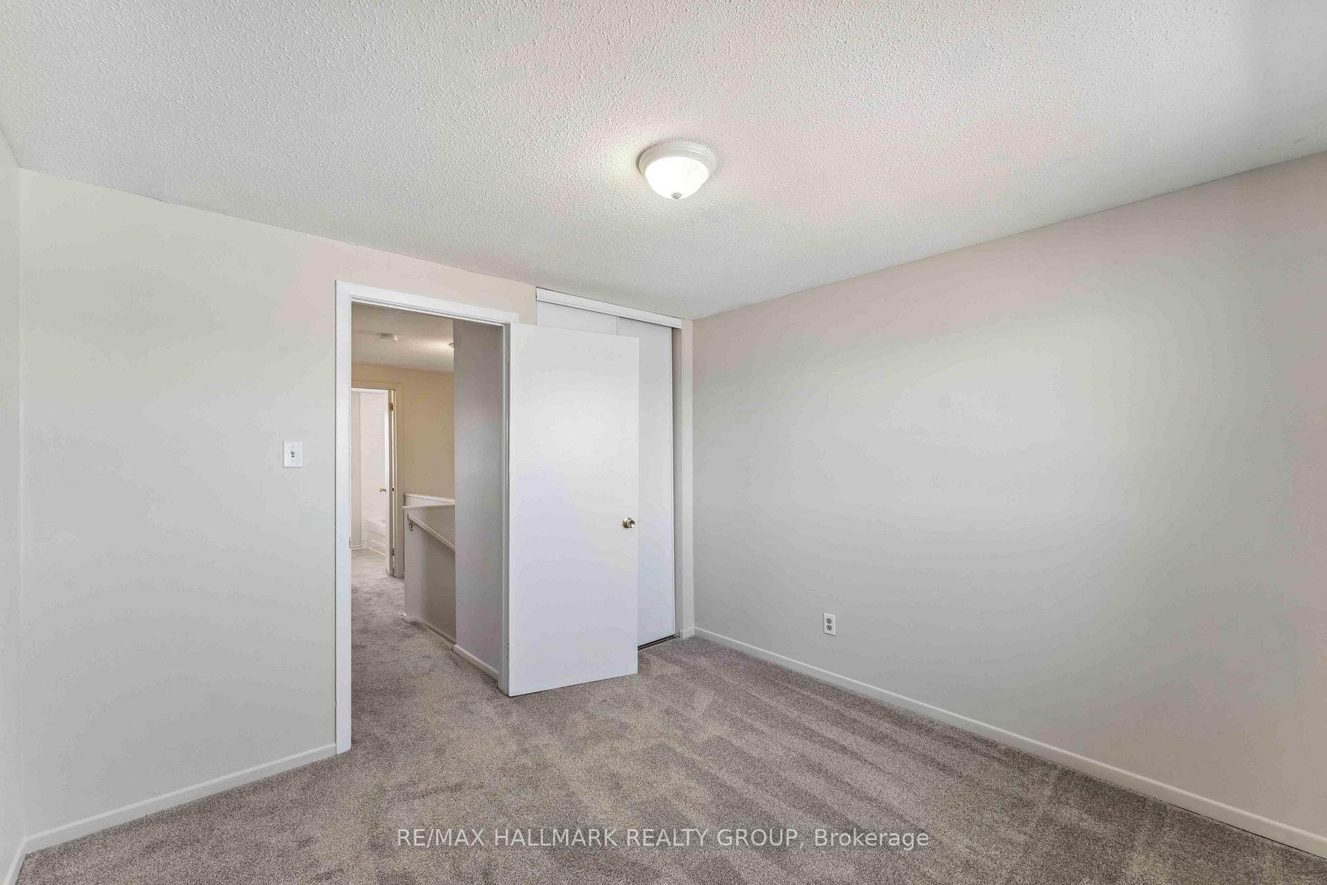 Photo 43 of Unit E, 422 Moodie Drive E, Ottawa, Westcliffe Estates — HOMEH