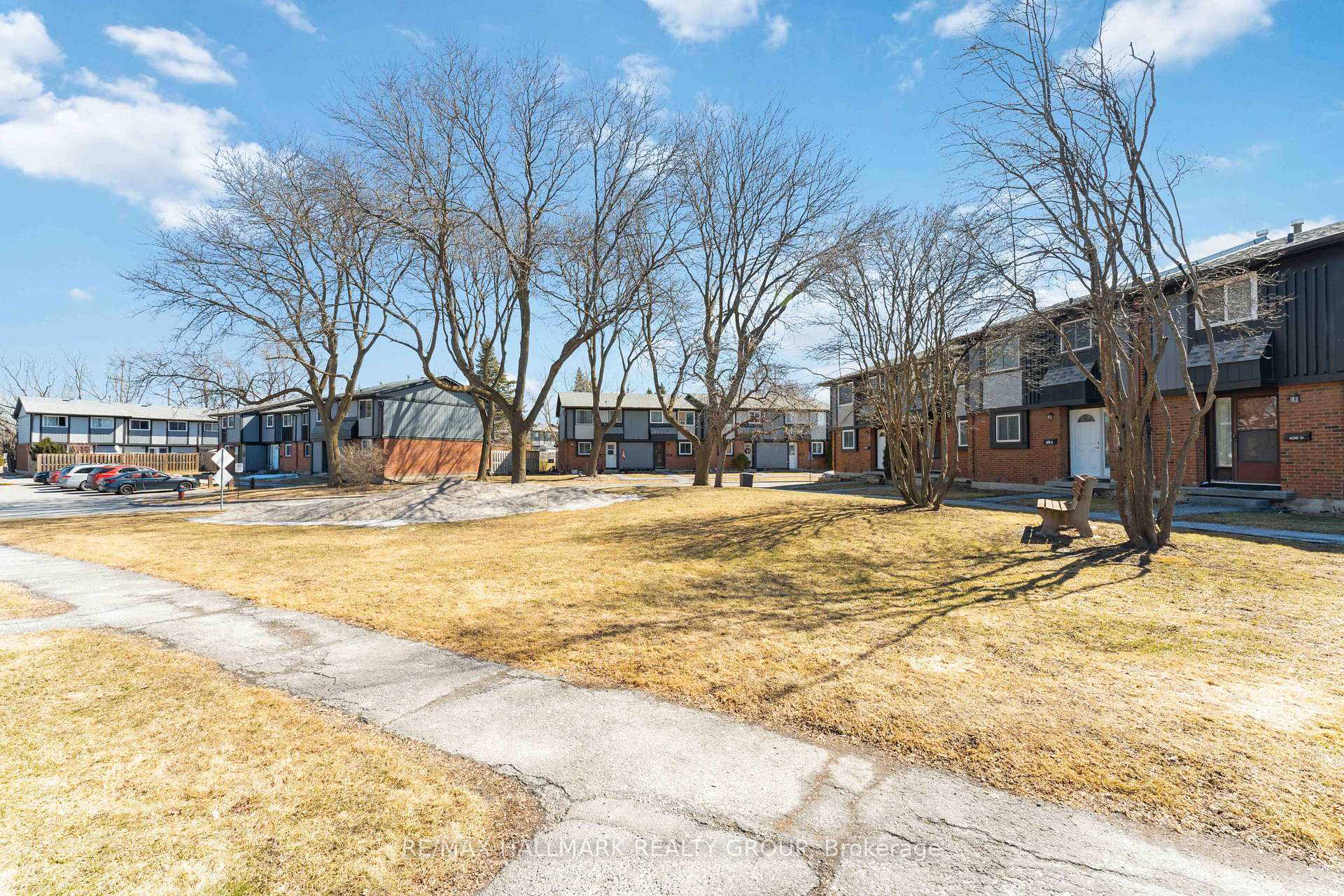 Photo 52 of Unit E, 422 Moodie Drive E, Ottawa, Westcliffe Estates — HOMEH
