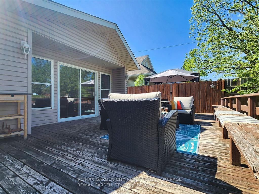 Photo 81 of 18 St. Peter Street, St. Catharines, Burleigh Hill — HOMEH