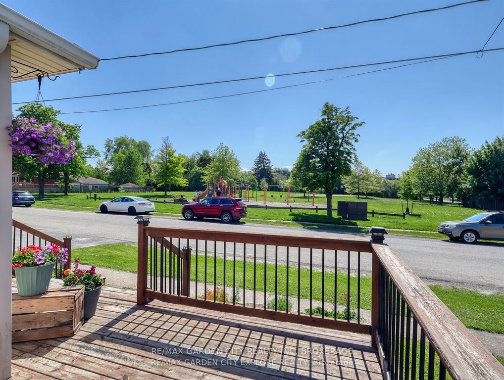 Photo 27 of 18 St. Peter Street, St. Catharines, Burleigh Hill — HOMEH