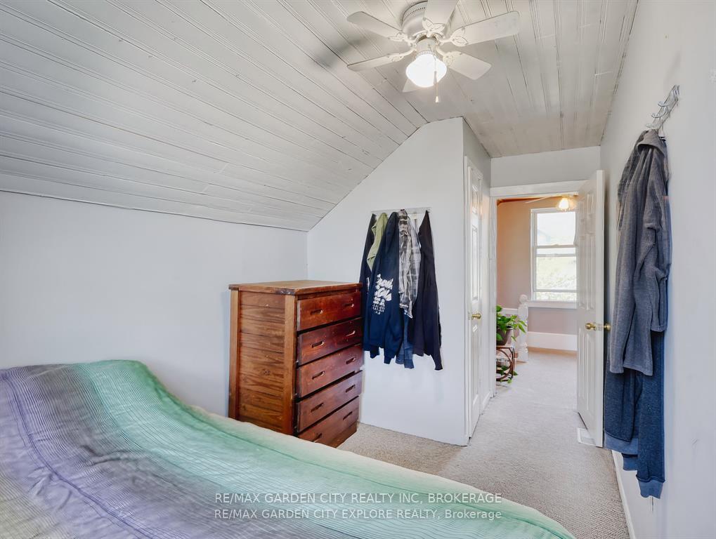 Photo 56 of 18 St. Peter Street, St. Catharines, Burleigh Hill — HOMEH