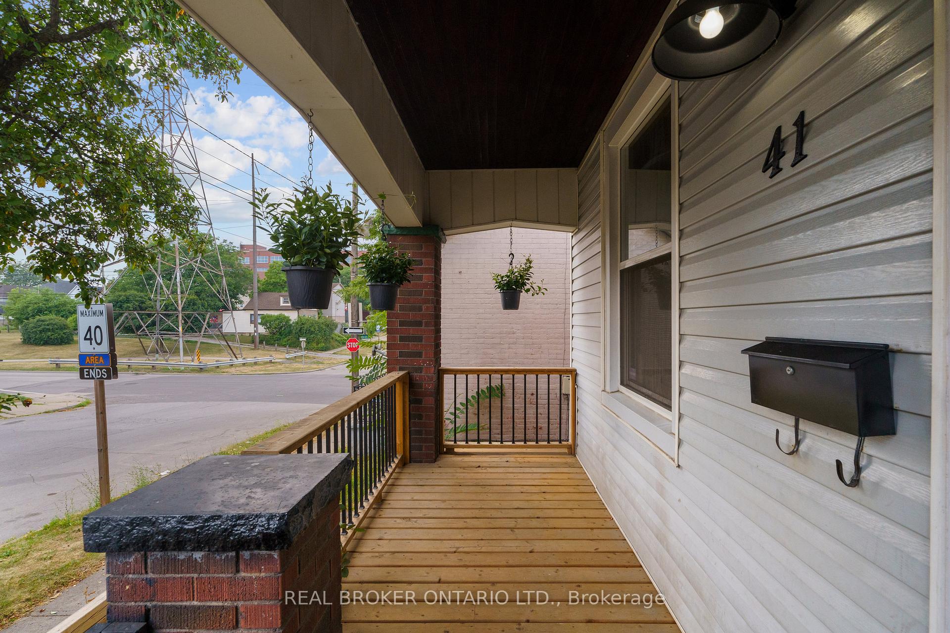 Photo 3 of 41 Princess Street, Hamilton, Gibson — HOMEH