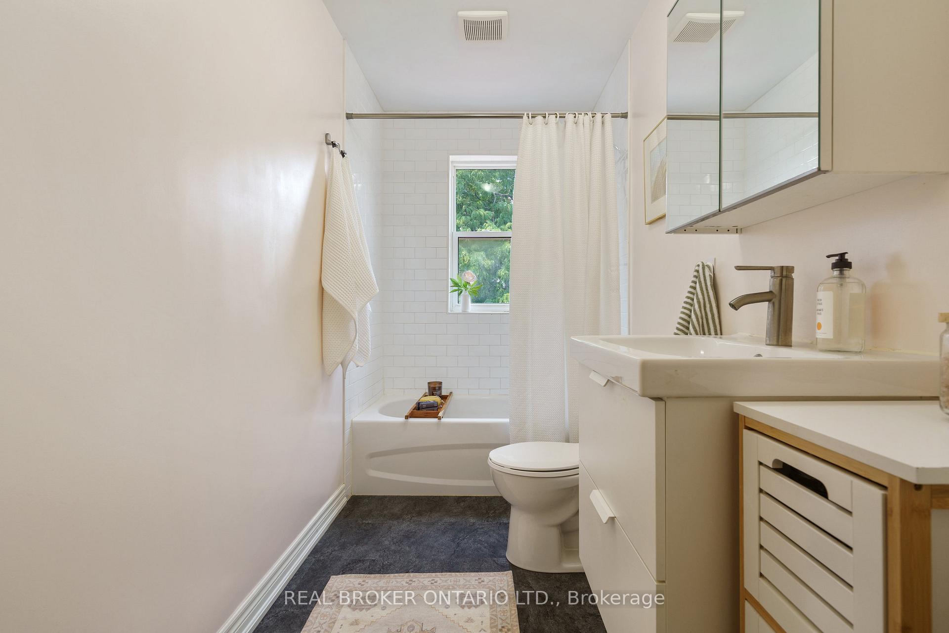 Photo 21 of 41 Princess Street, Hamilton, Gibson — HOMEH