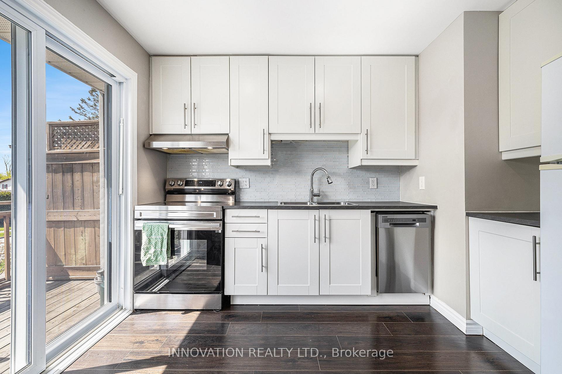Photo 12 of Unit 2, 238 Harriot Private, Ottawa, Hunt Club Park/Greenboro — HOMEH