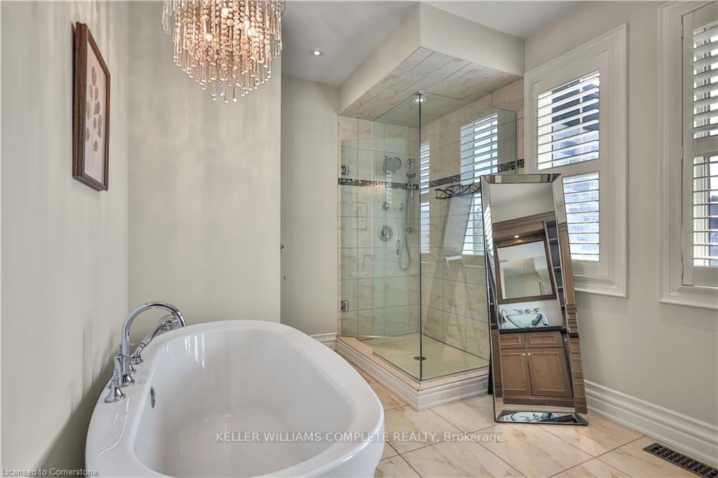 Photo 64 of 220 Moorland Crescent, Hamilton, Meadowlands — HOMEH