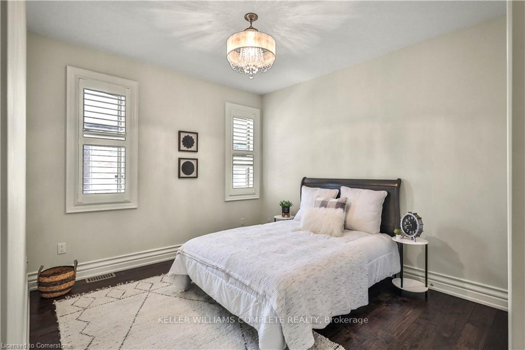 Photo 47 of 220 Moorland Crescent, Hamilton, Meadowlands — HOMEH