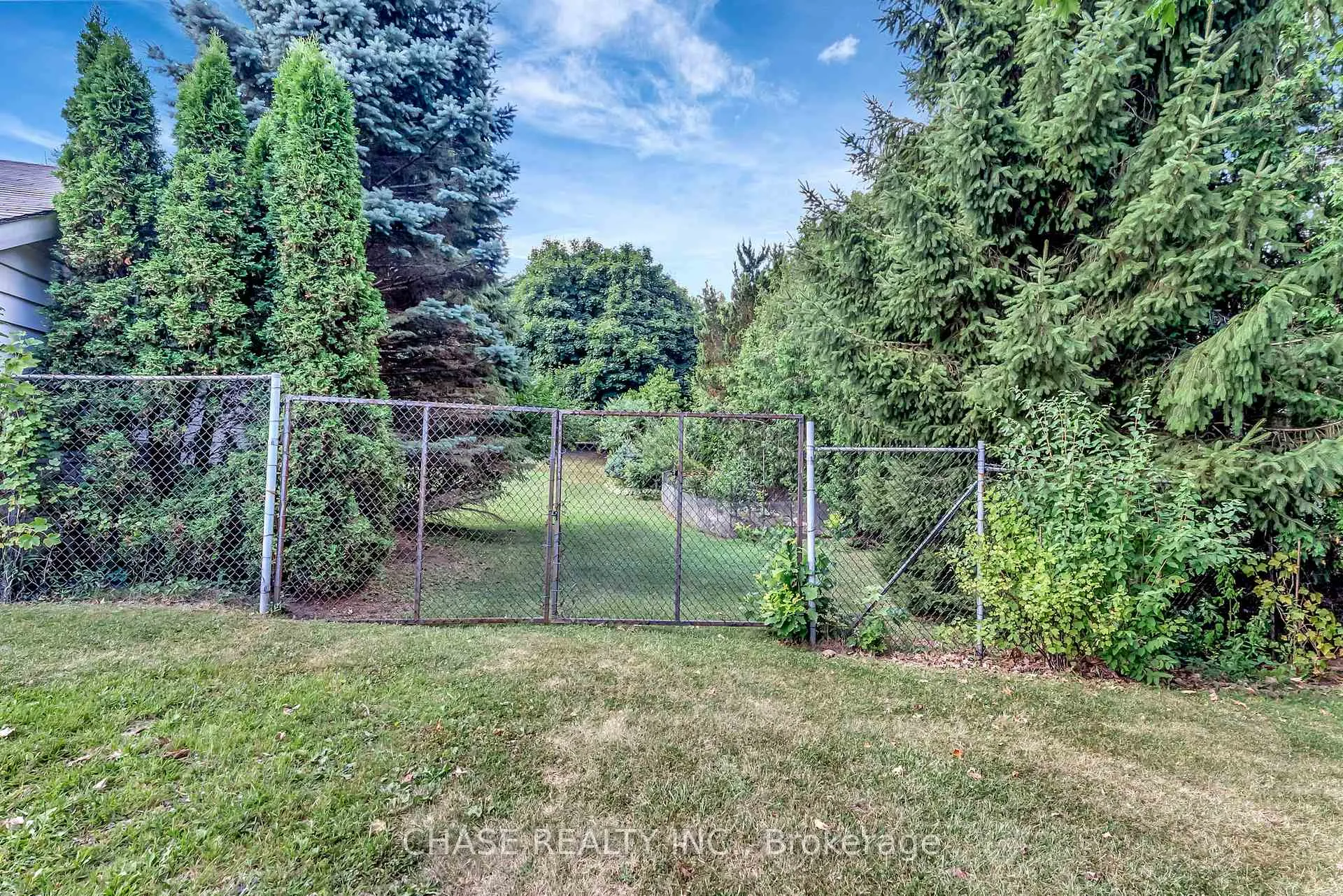 Photo 13 of 317 Highland Road W, Hamilton, Stoney Creek Mountain — HOMEH