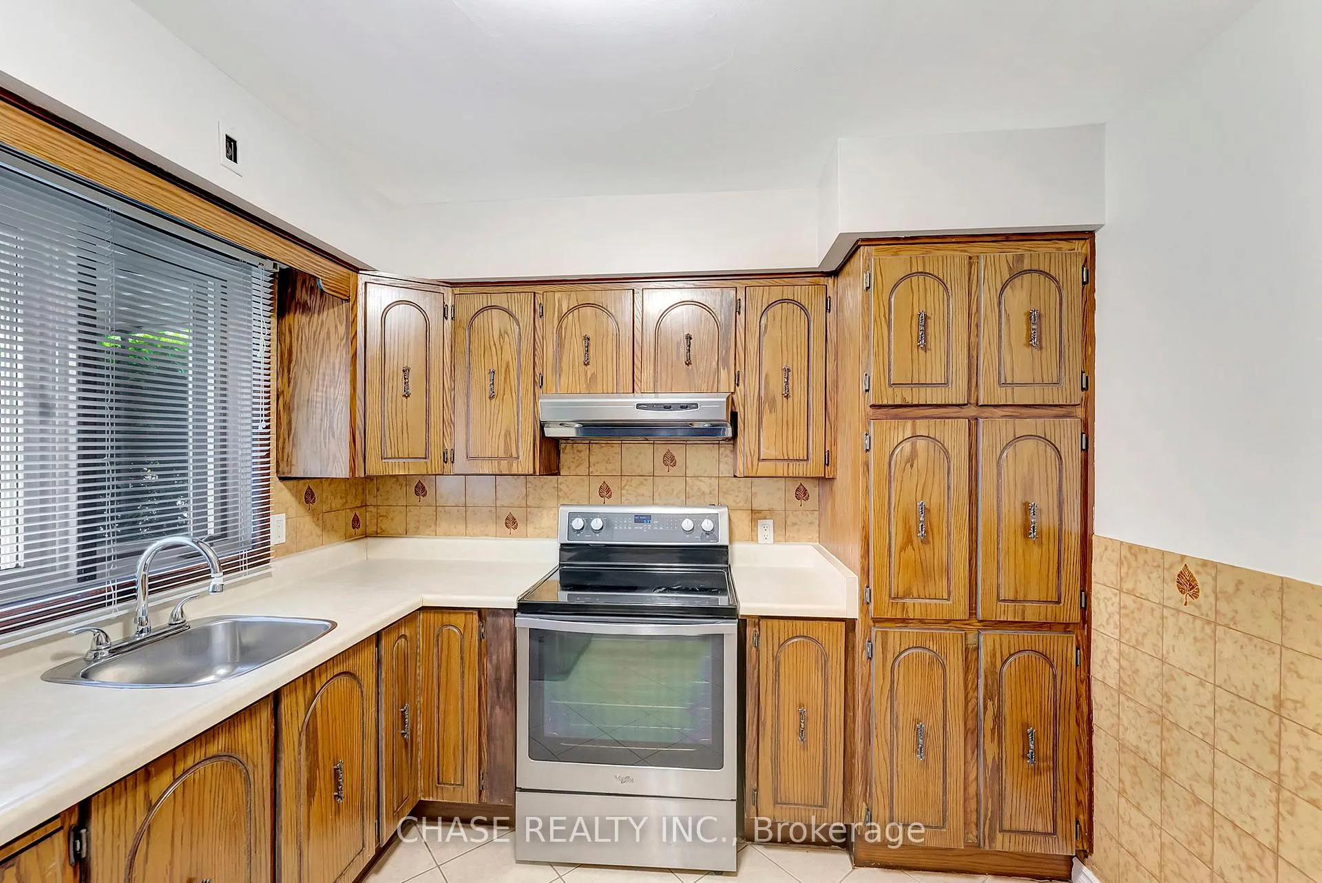 Photo 20 of 317 Highland Road W, Hamilton, Stoney Creek Mountain — HOMEH