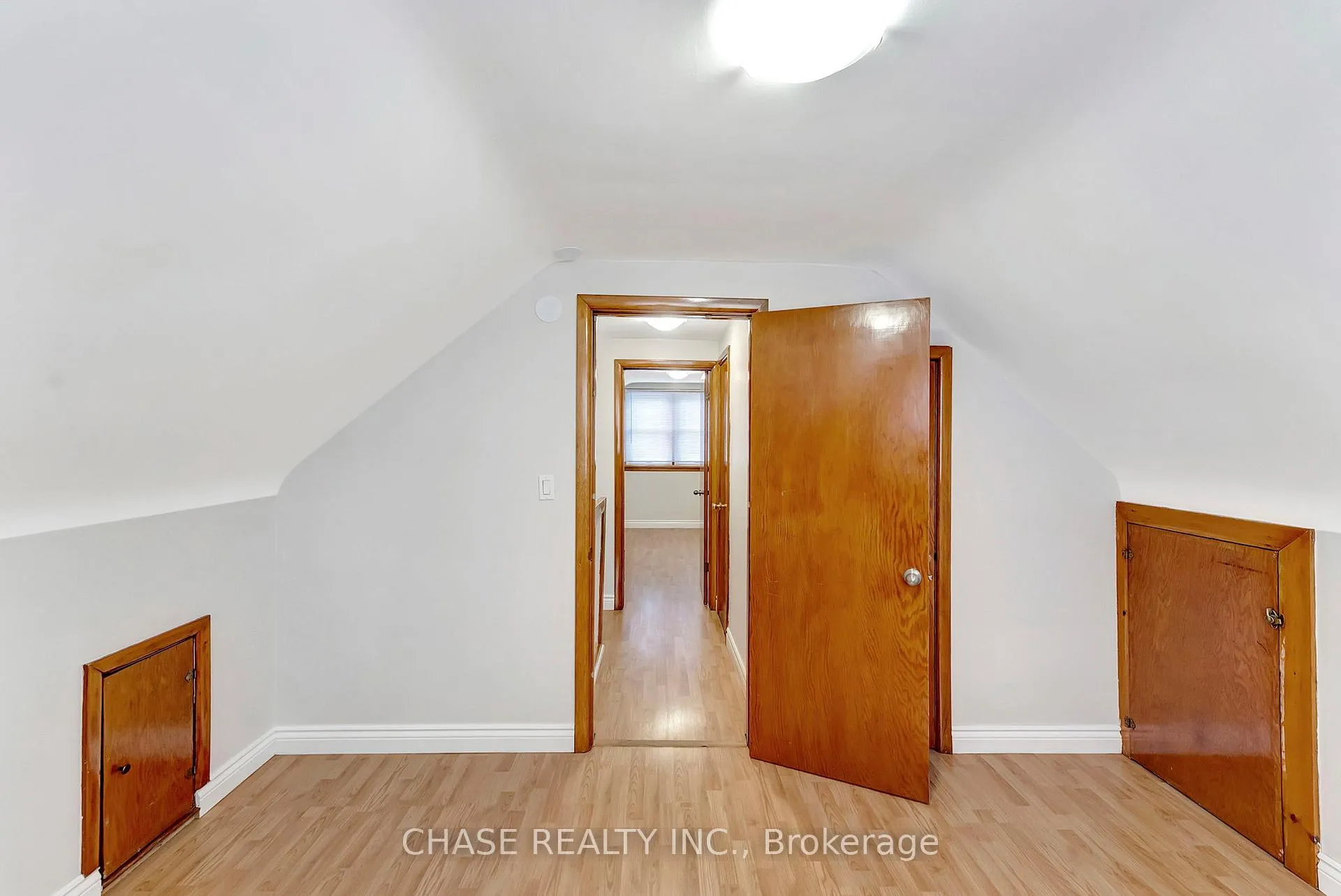Photo 26 of 317 Highland Road W, Hamilton, Stoney Creek Mountain — HOMEH