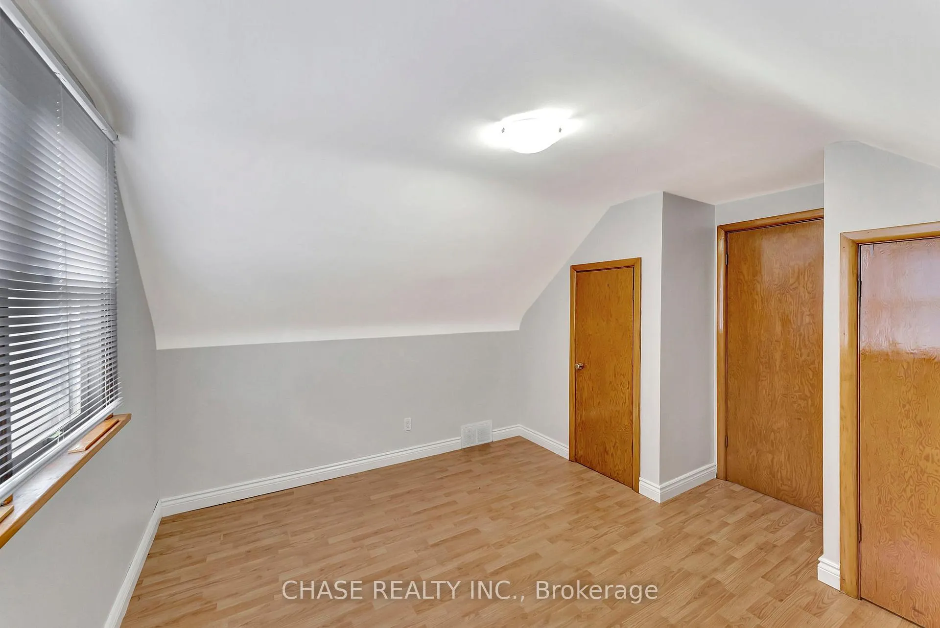 Photo 28 of 317 Highland Road W, Hamilton, Stoney Creek Mountain — HOMEH