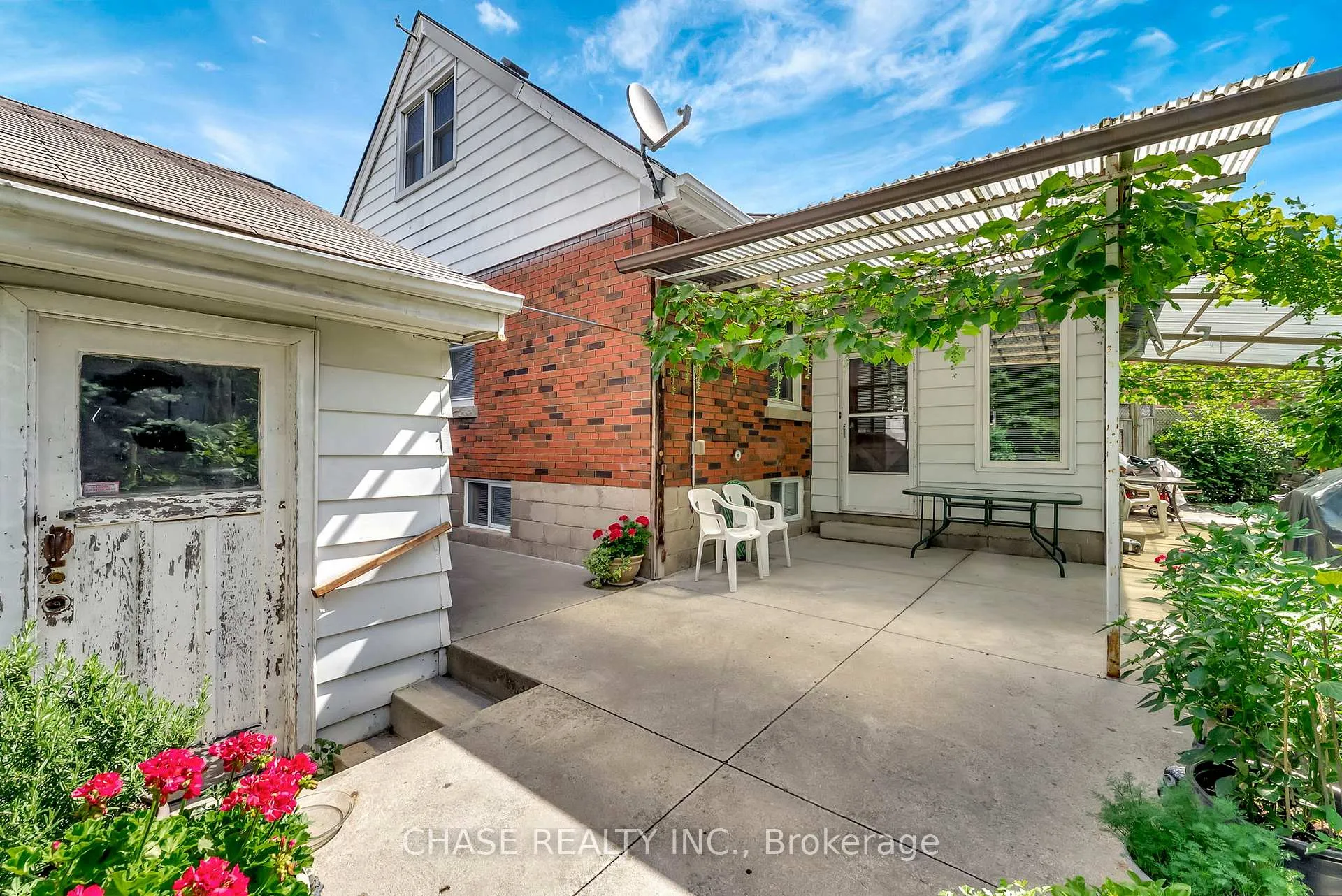 Photo 30 of 317 Highland Road W, Hamilton, Stoney Creek Mountain — HOMEH