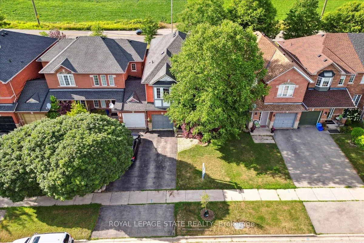 Photo 42 of 70 Moore Crescent, Hamilton, Ancaster — HOMEH