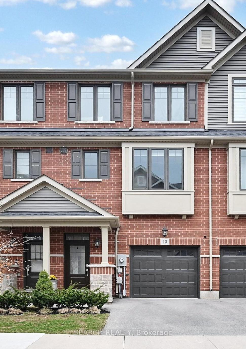 Front of 10 Snowberry Lane E