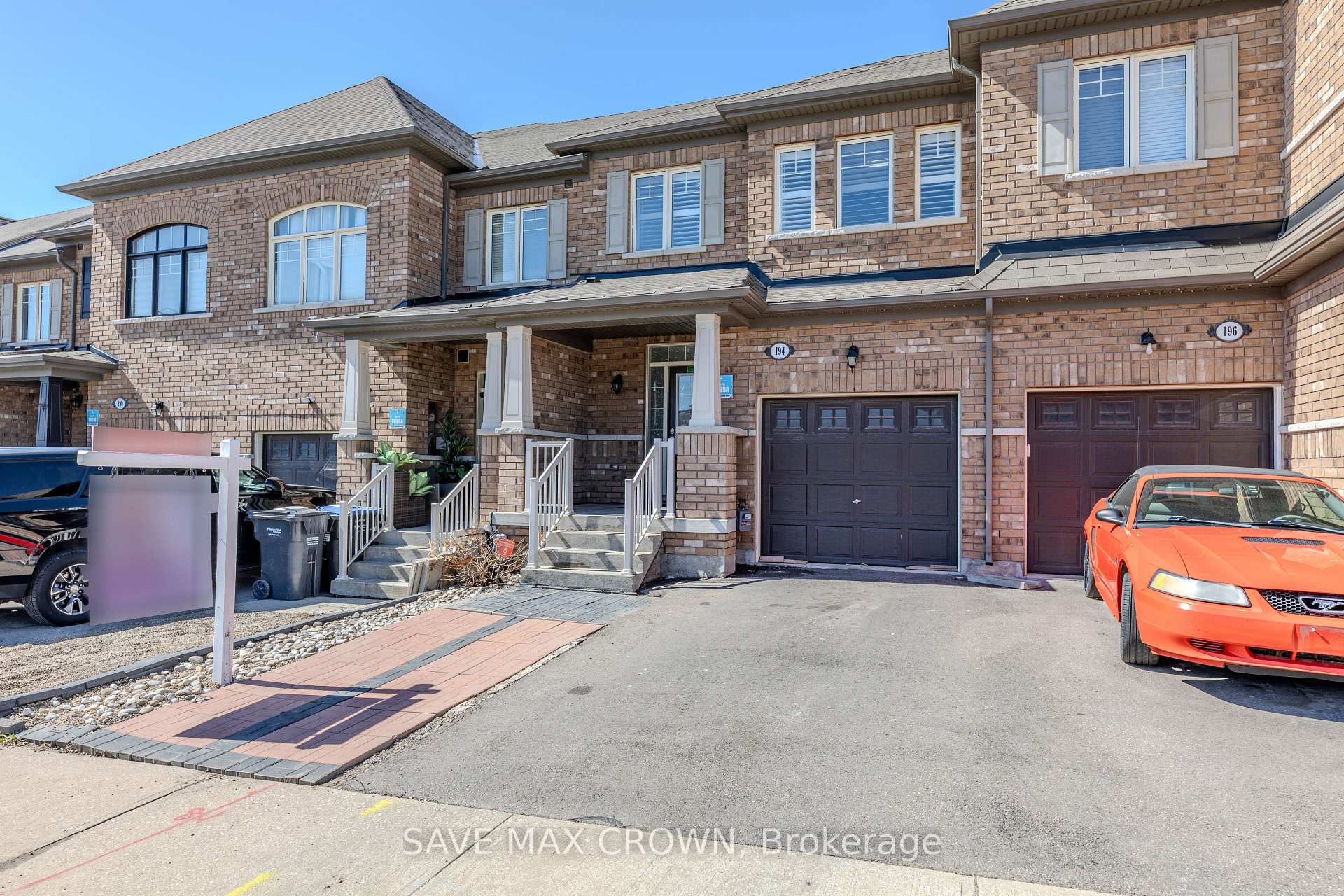 Photo 1 of 194 Sky Harbour Drive, Brampton, Bram West — HOMEH