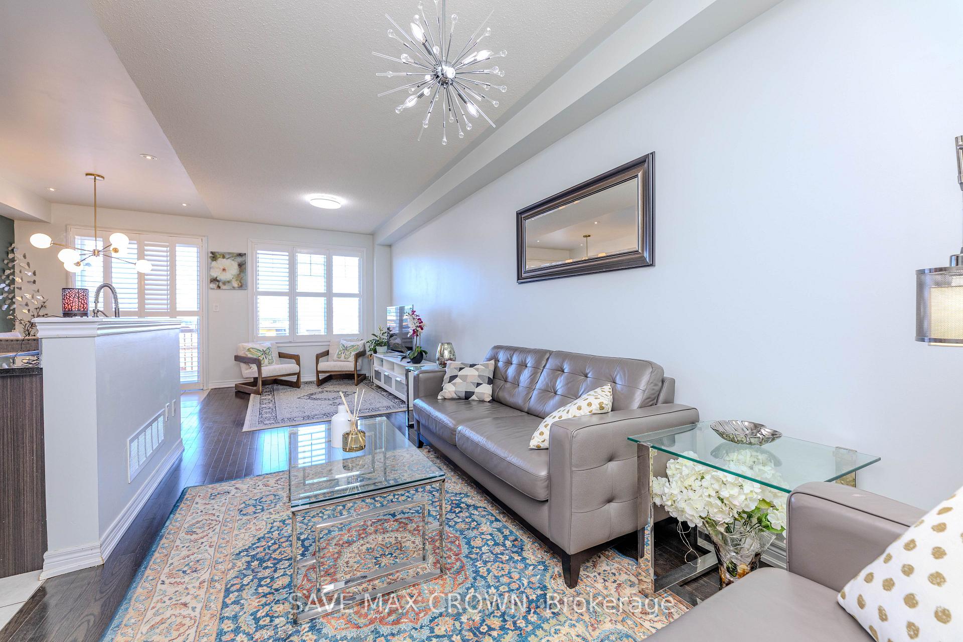 Photo 7 of 194 Sky Harbour Drive, Brampton, Bram West — HOMEH