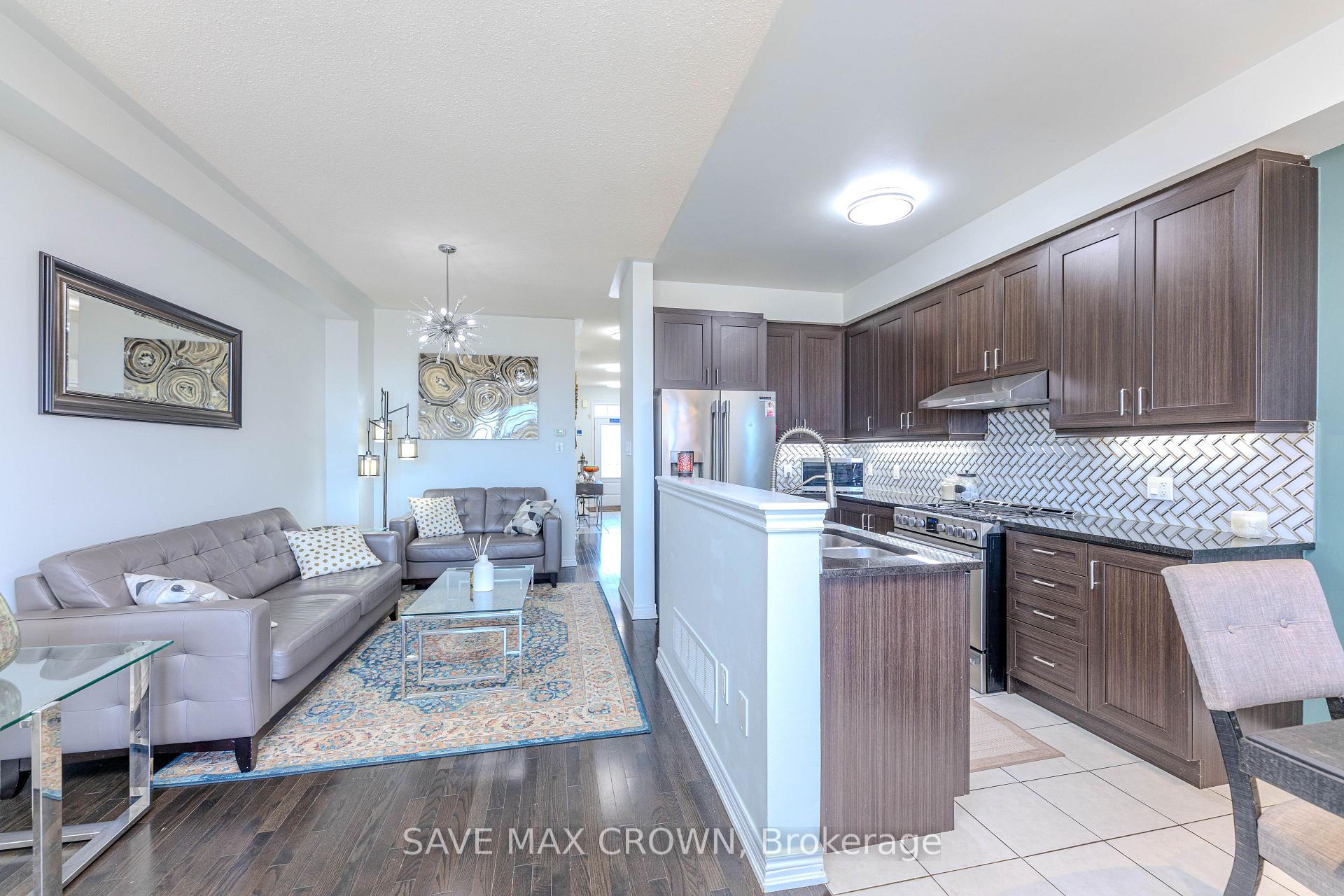 Photo 11 of 194 Sky Harbour Drive, Brampton, Bram West — HOMEH