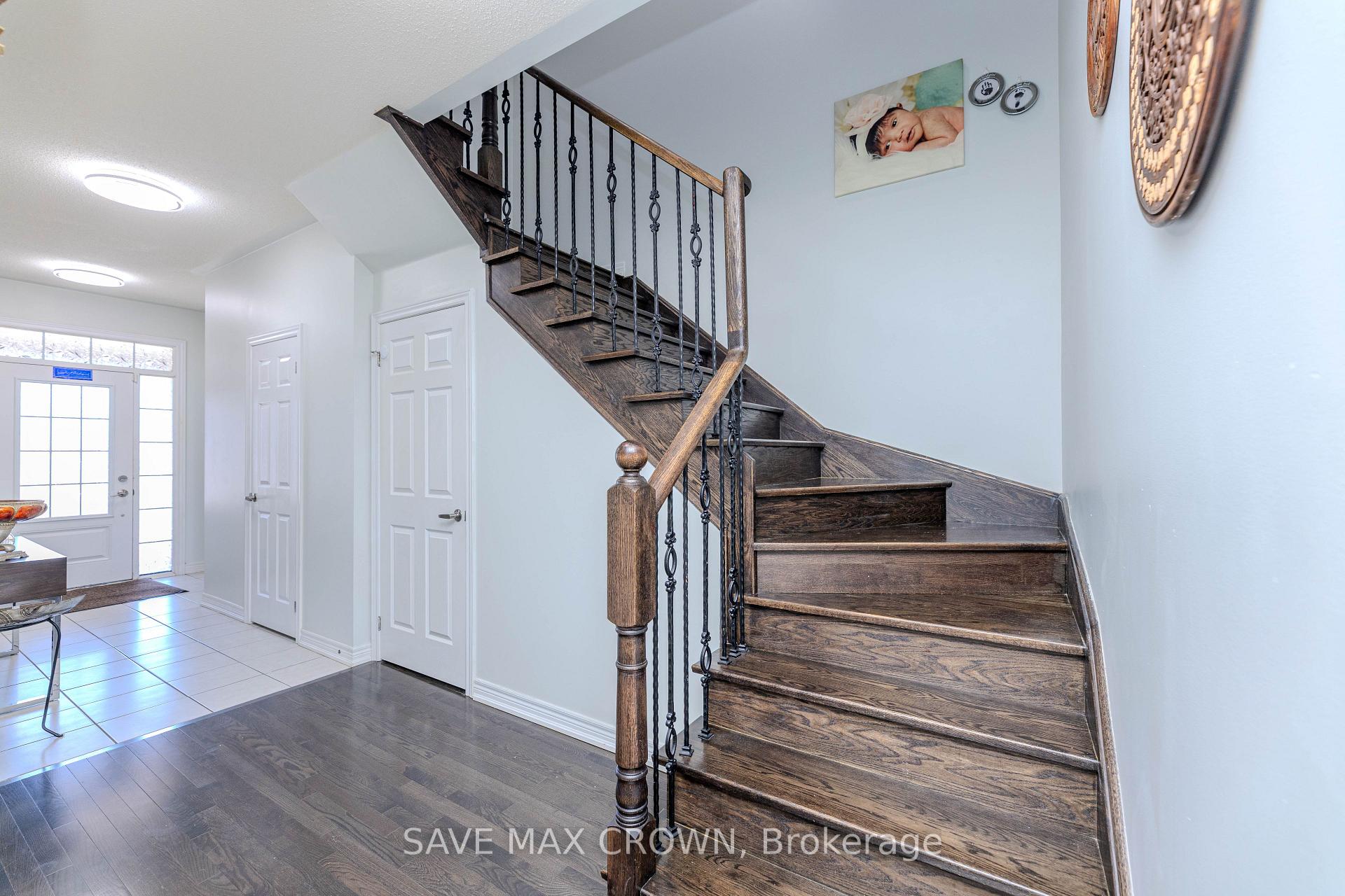 Photo 20 of 194 Sky Harbour Drive, Brampton, Bram West — HOMEH