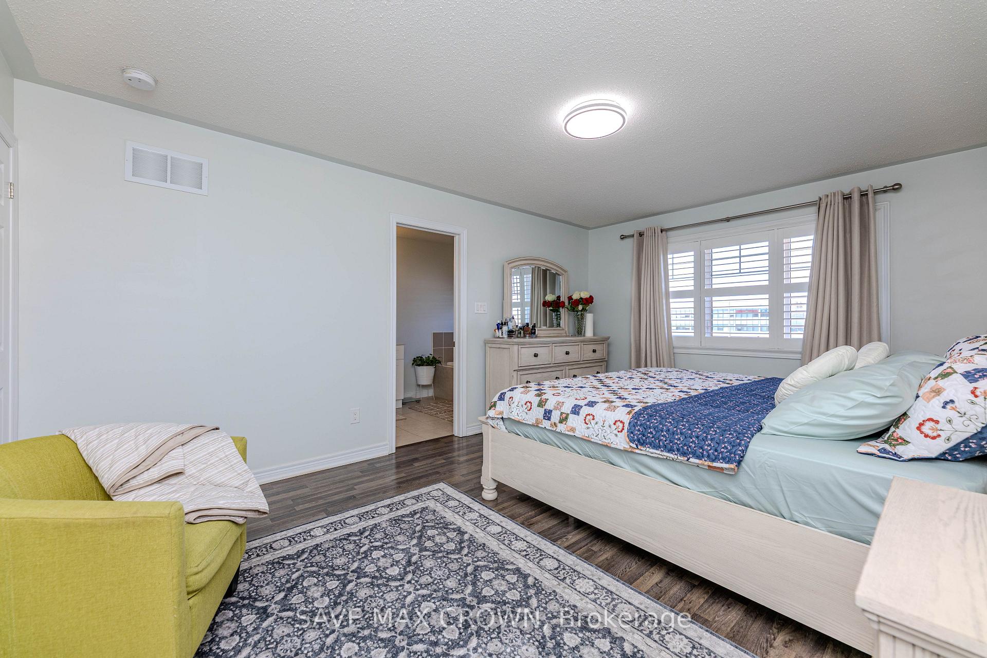 Photo 25 of 194 Sky Harbour Drive, Brampton, Bram West — HOMEH