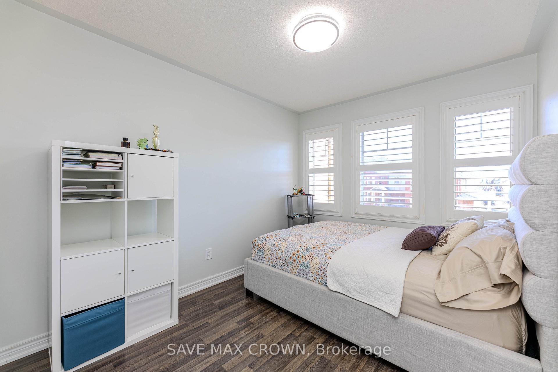 Photo 29 of 194 Sky Harbour Drive, Brampton, Bram West — HOMEH