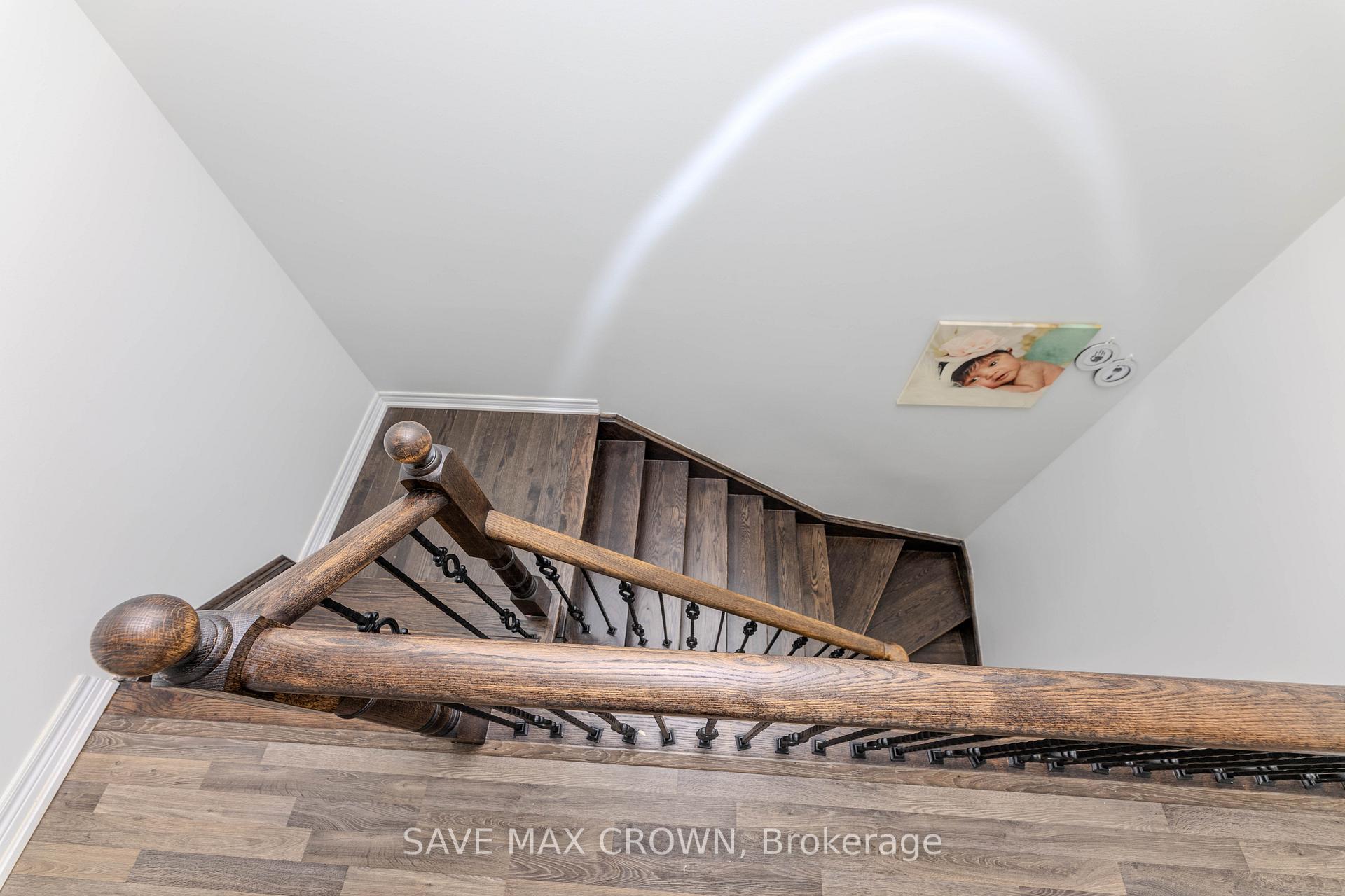 Photo 32 of 194 Sky Harbour Drive, Brampton, Bram West — HOMEH