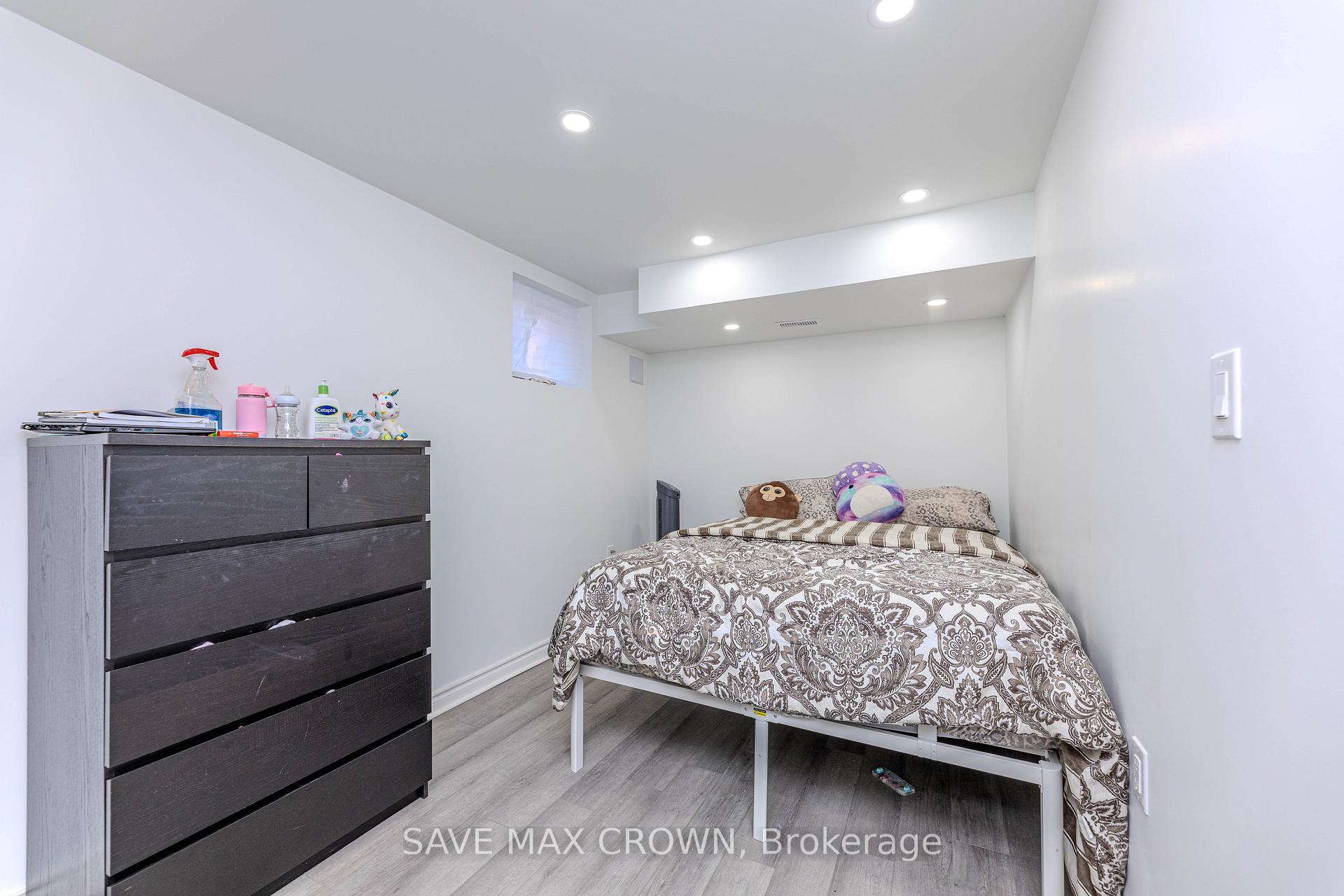 Photo 37 of 194 Sky Harbour Drive, Brampton, Bram West — HOMEH