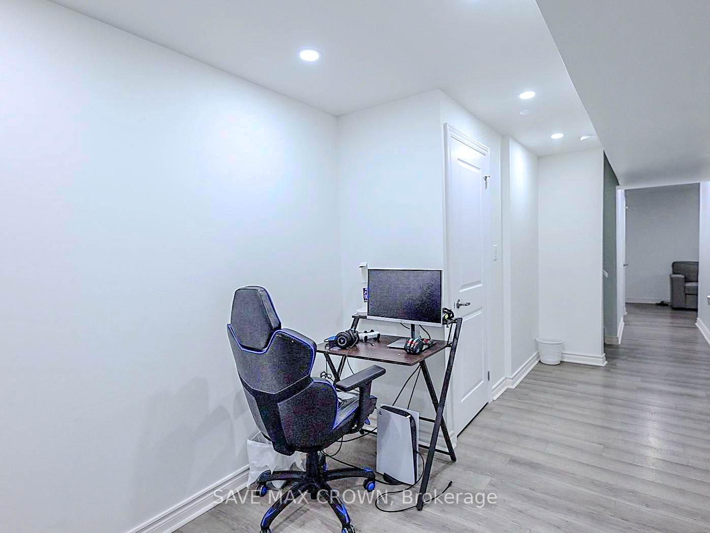 Photo 39 of 194 Sky Harbour Drive, Brampton, Bram West — HOMEH