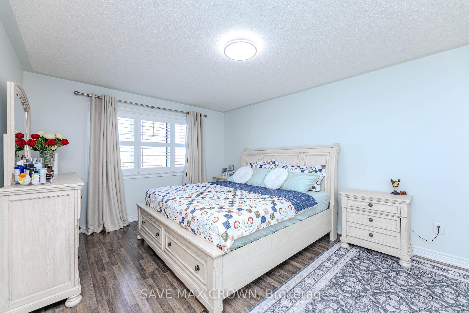 Photo 43 of 194 Sky Harbour Drive, Brampton, Bram West — HOMEH