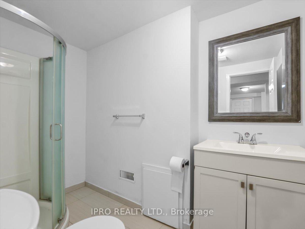 Photo 30 of 407 Hickling Trail, Barrie, Grove East — HOMEH
