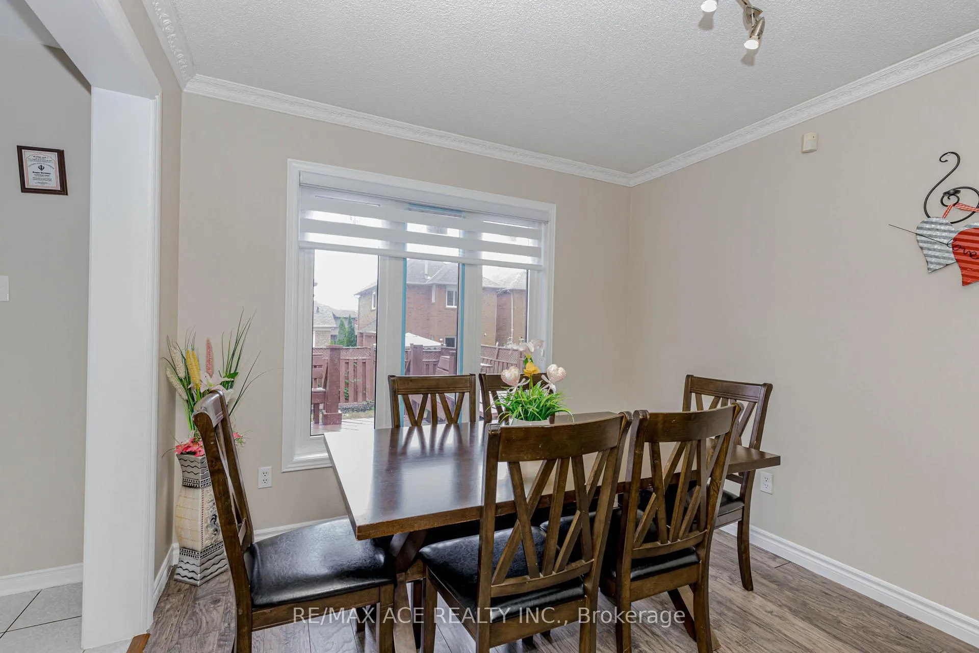 Photo 18 of 97 Bighorn Crescent, Brampton, Sandringham-Wellington — HOMEH