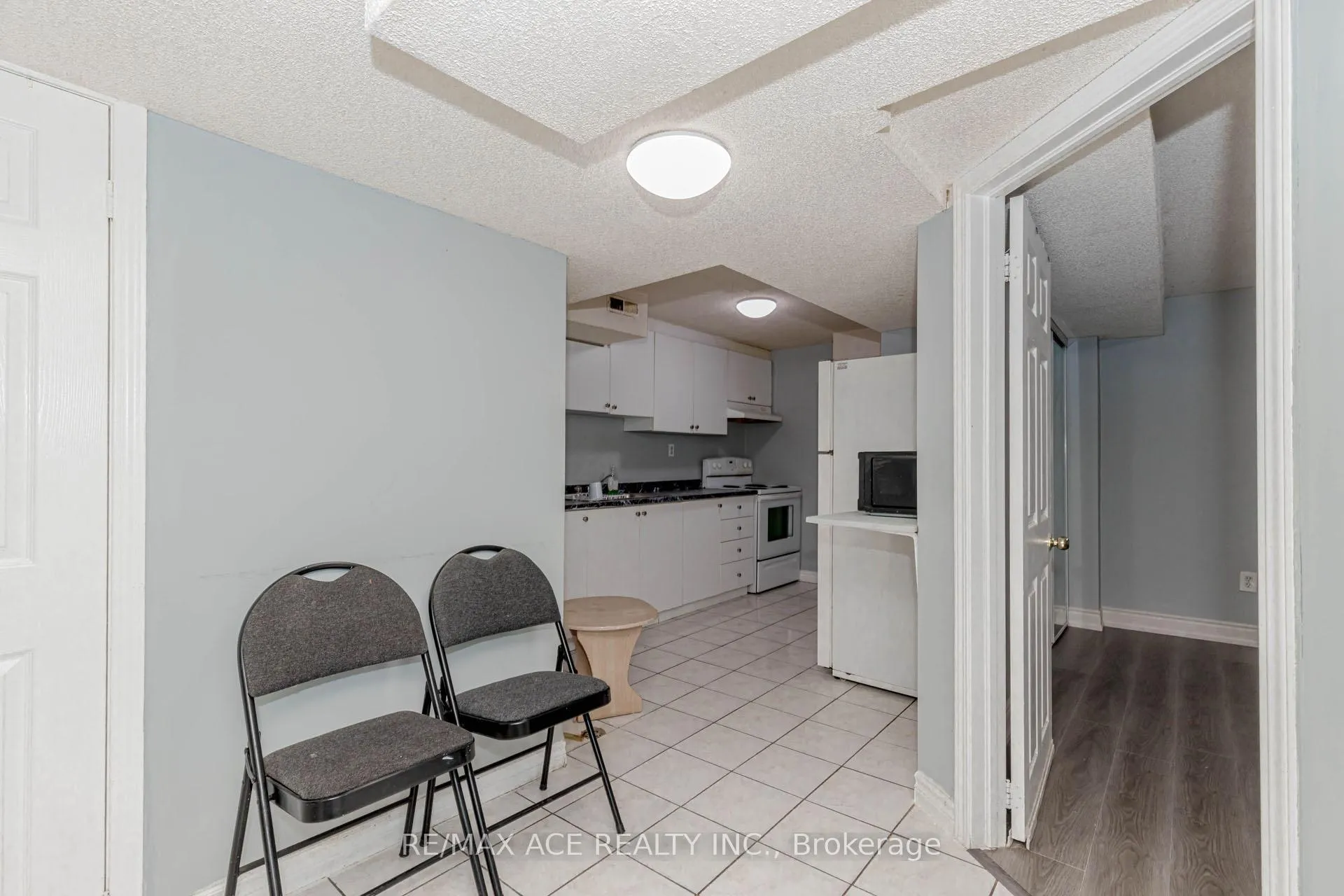 Photo 38 of 97 Bighorn Crescent, Brampton, Sandringham-Wellington — HOMEH