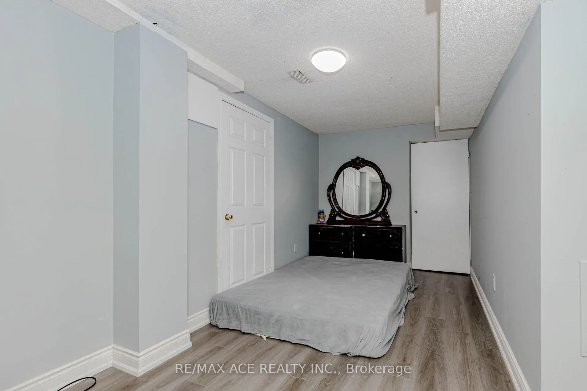 Photo 39 of 97 Bighorn Crescent, Brampton, Sandringham-Wellington — HOMEH