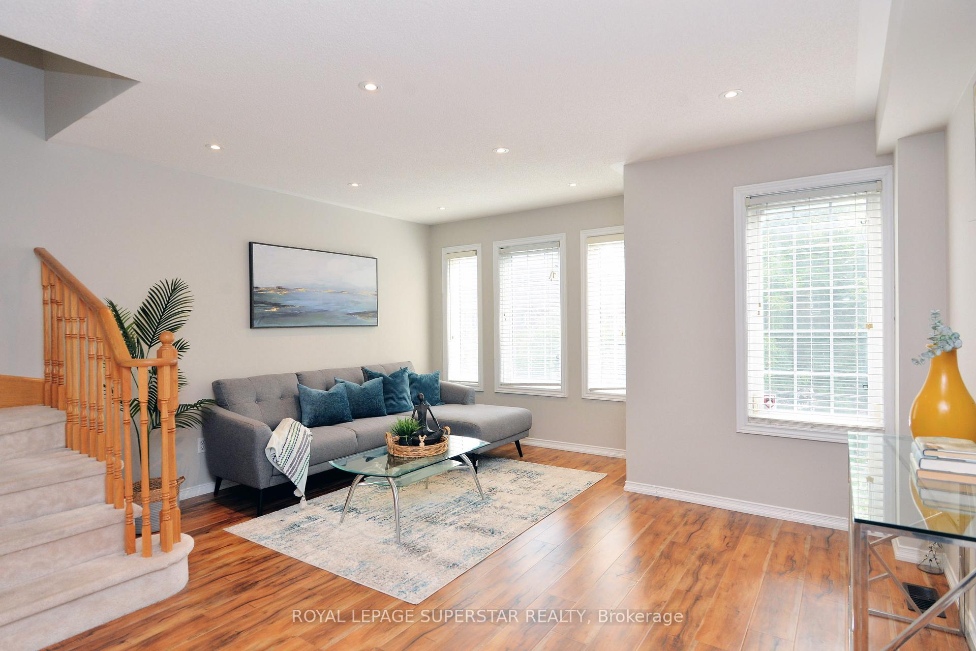 Photo 20 of 15 Gemstone Lane, Brampton, Downtown Brampton — HOMEH