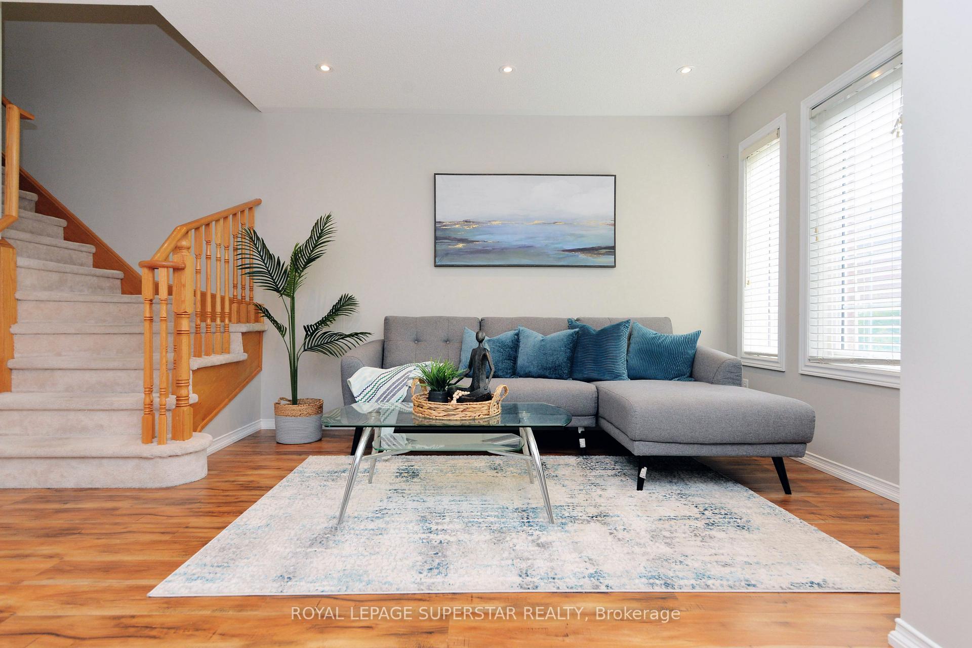 Photo 23 of 15 Gemstone Lane, Brampton, Downtown Brampton — HOMEH