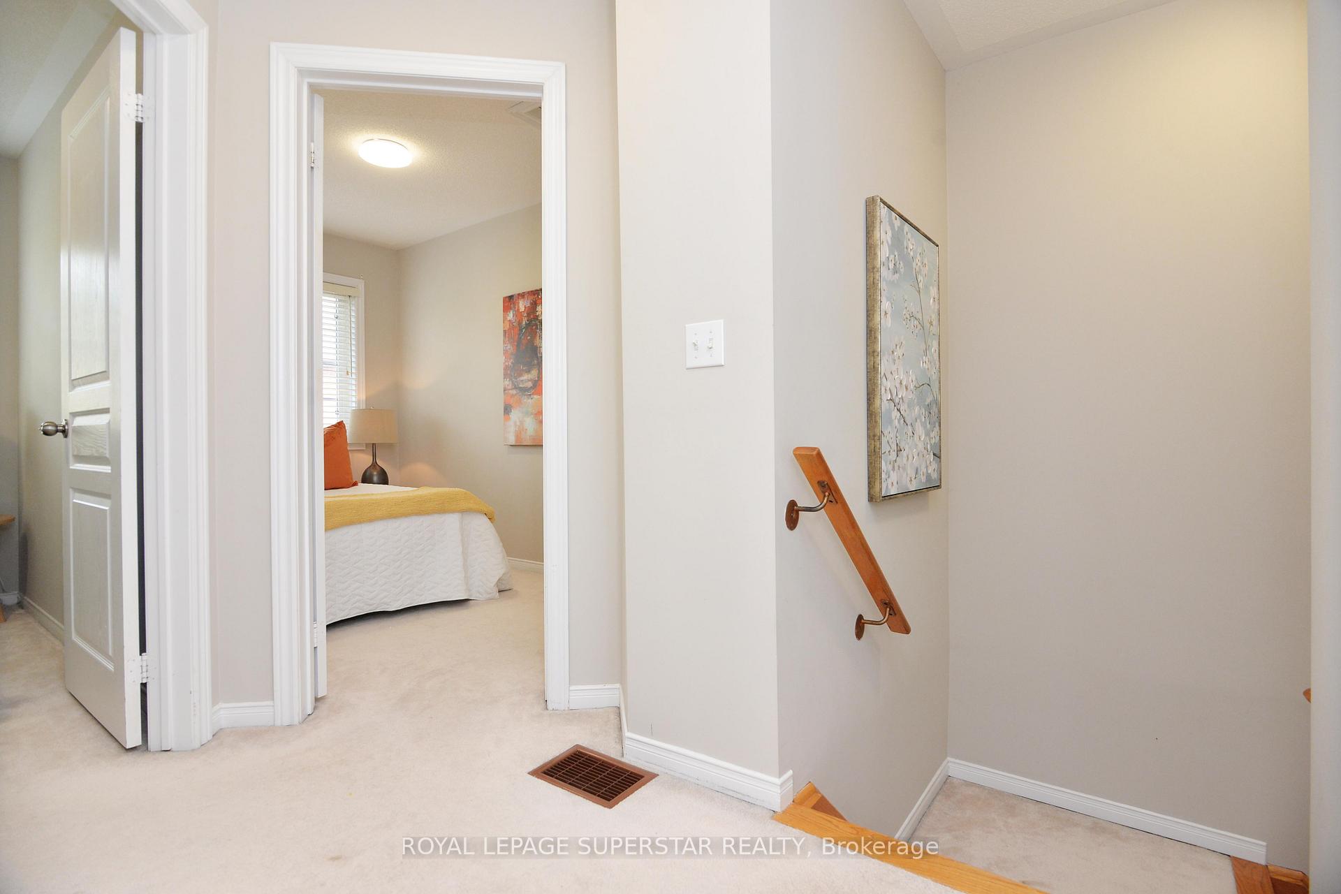 Photo 28 of 15 Gemstone Lane, Brampton, Downtown Brampton — HOMEH