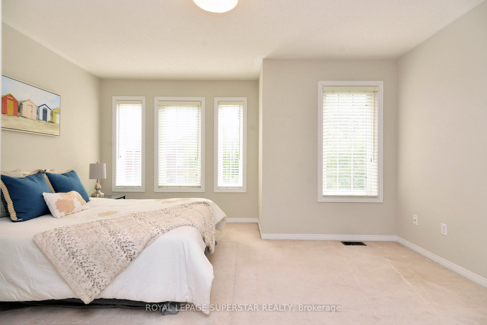 Photo 30 of 15 Gemstone Lane, Brampton, Downtown Brampton — HOMEH