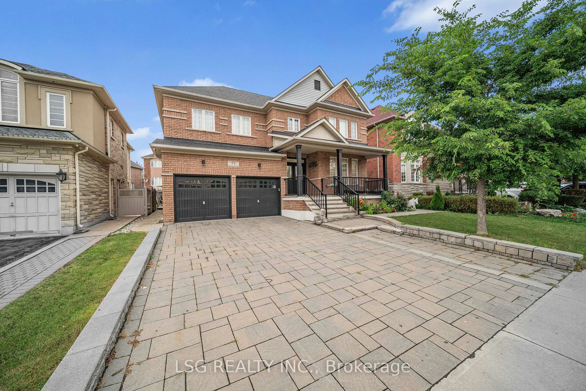 Photo 6 of 54 Richgrove Drive, Brampton, Vales of Castlemore — HOMEH