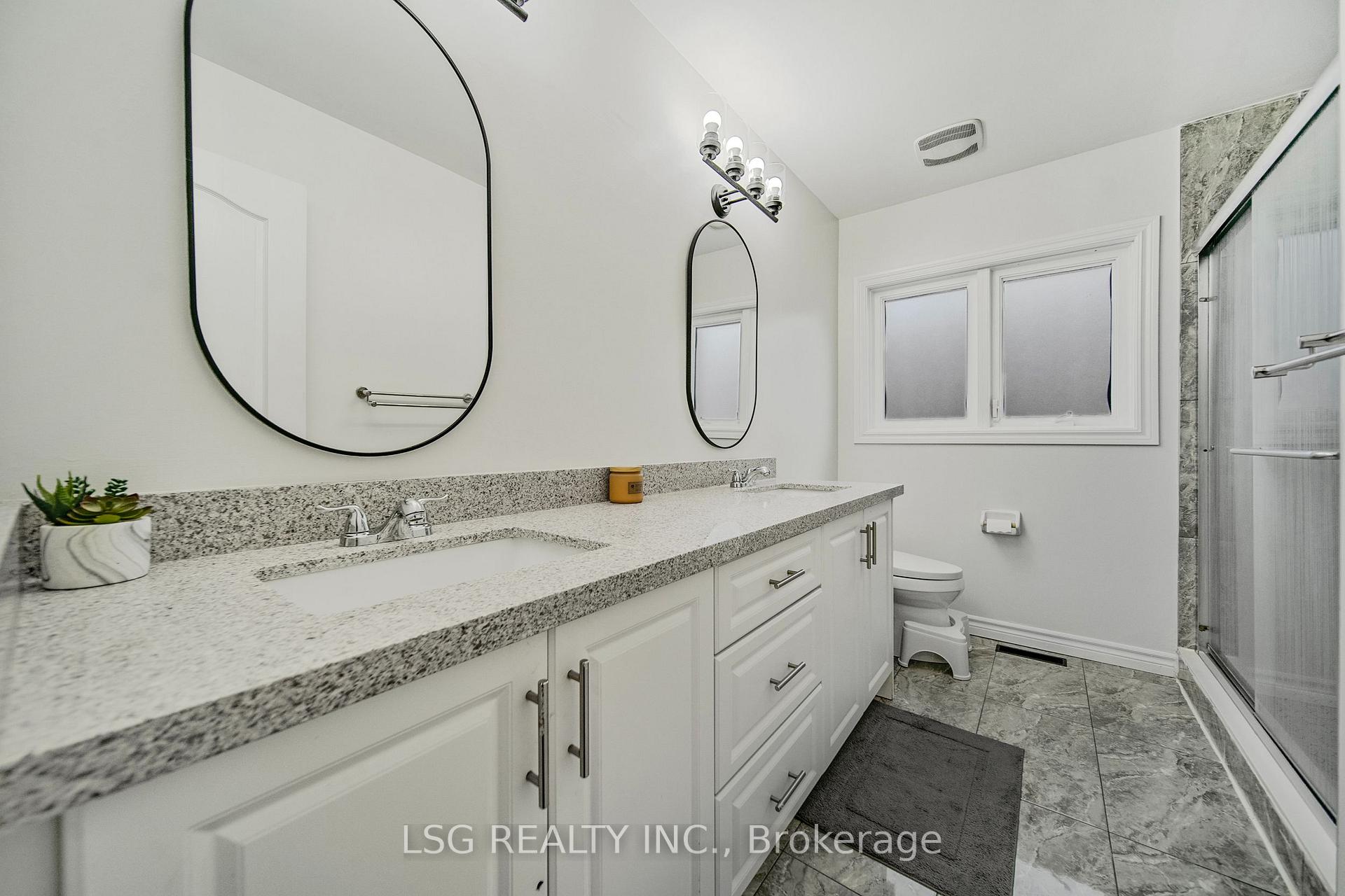 Photo 31 of 54 Richgrove Drive, Brampton, Vales of Castlemore — HOMEH