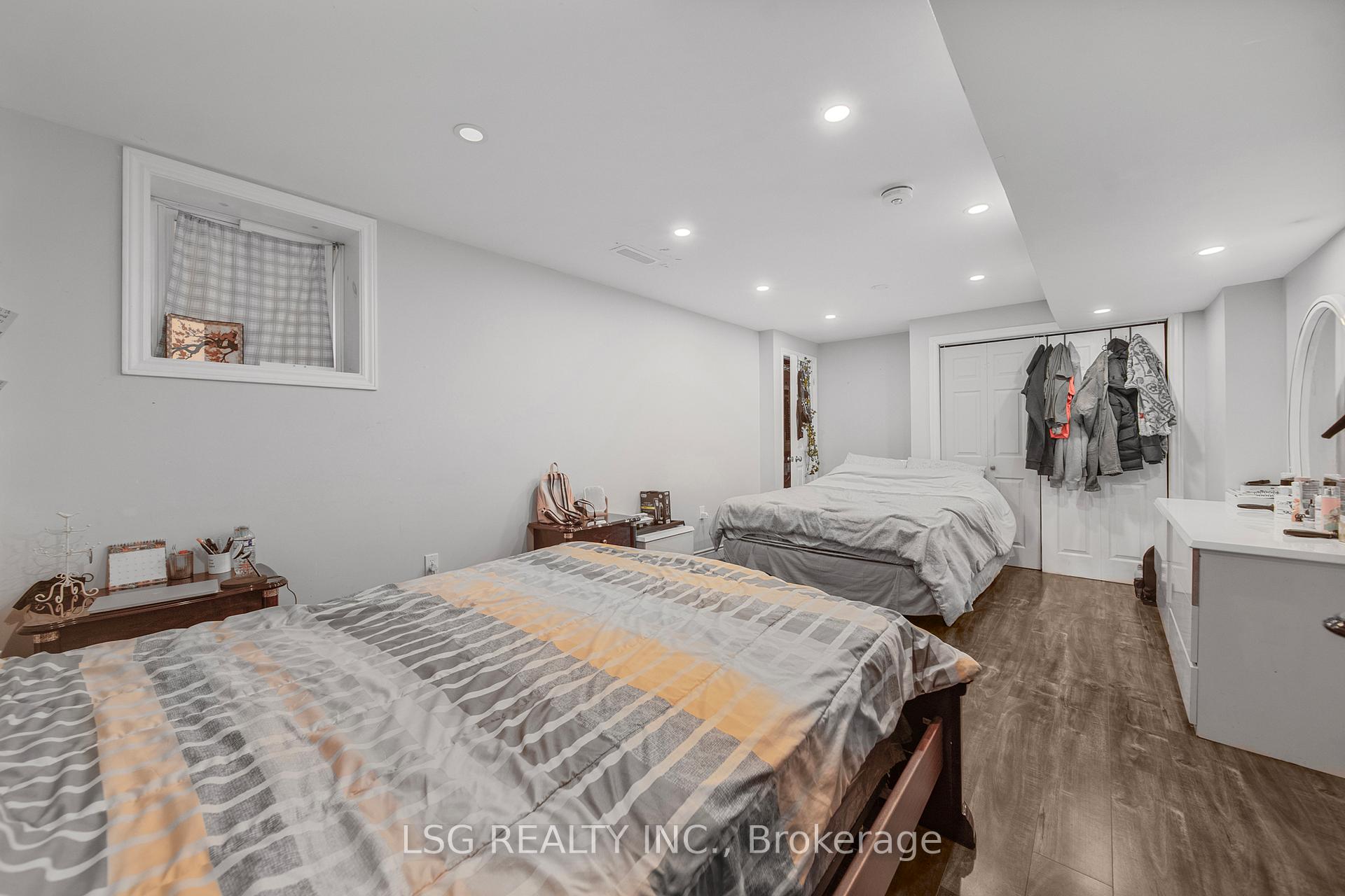 Photo 37 of 54 Richgrove Drive, Brampton, Vales of Castlemore — HOMEH
